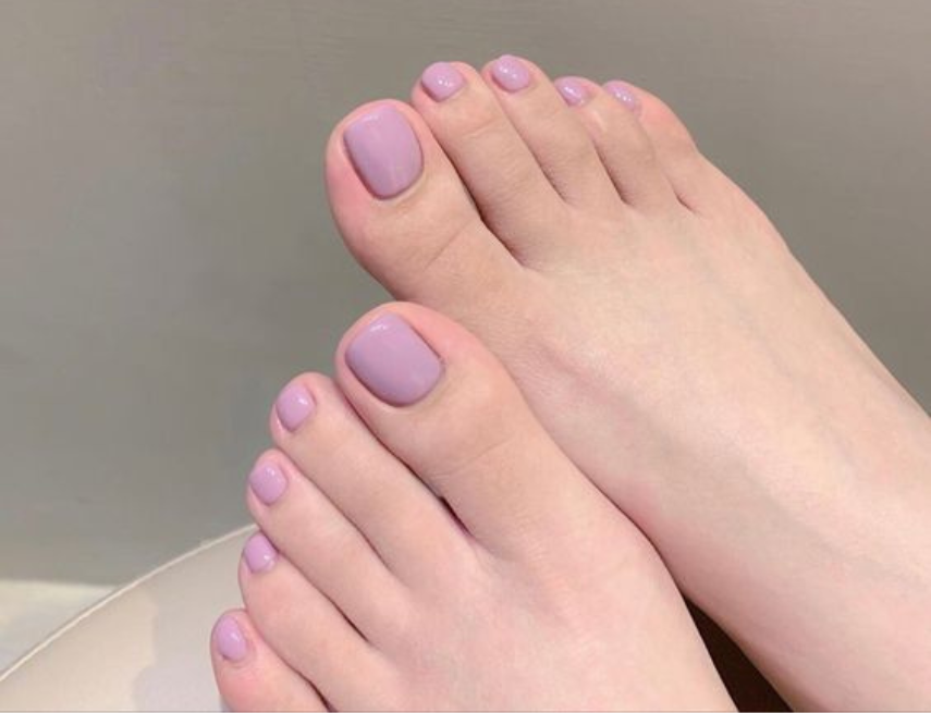 Nail chân màu sắc pastel nhẹ nhàng nhàng