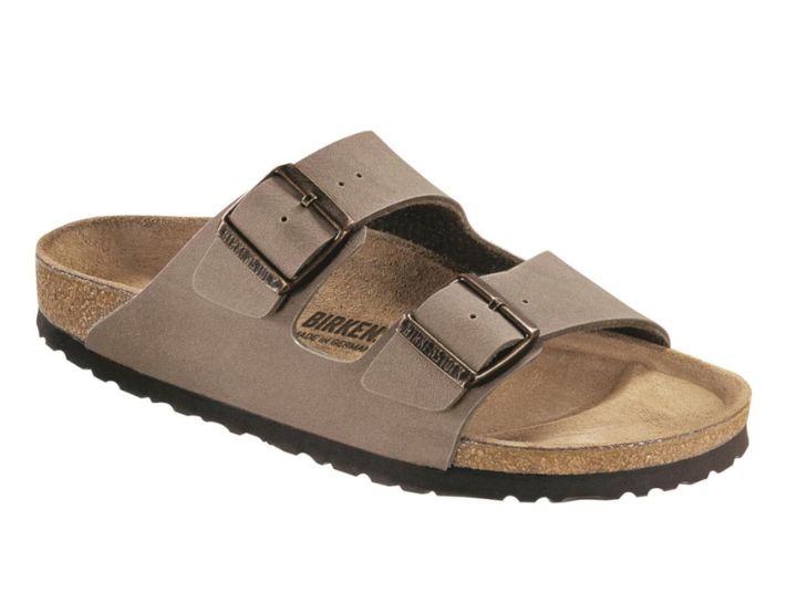 Birkenstock Sandal đơn giản và phù hợp với phong cách basic