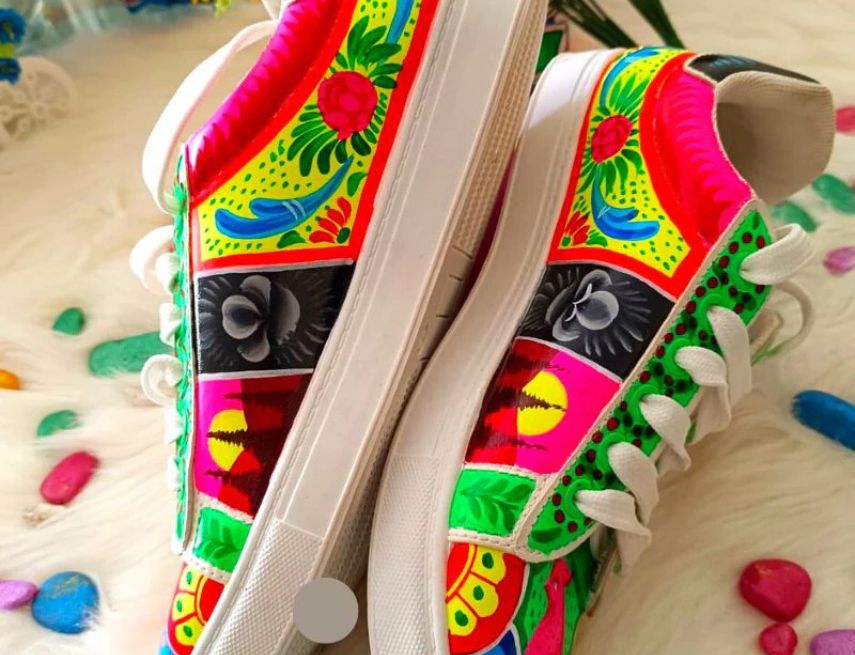 Abstract Art trong custom giày