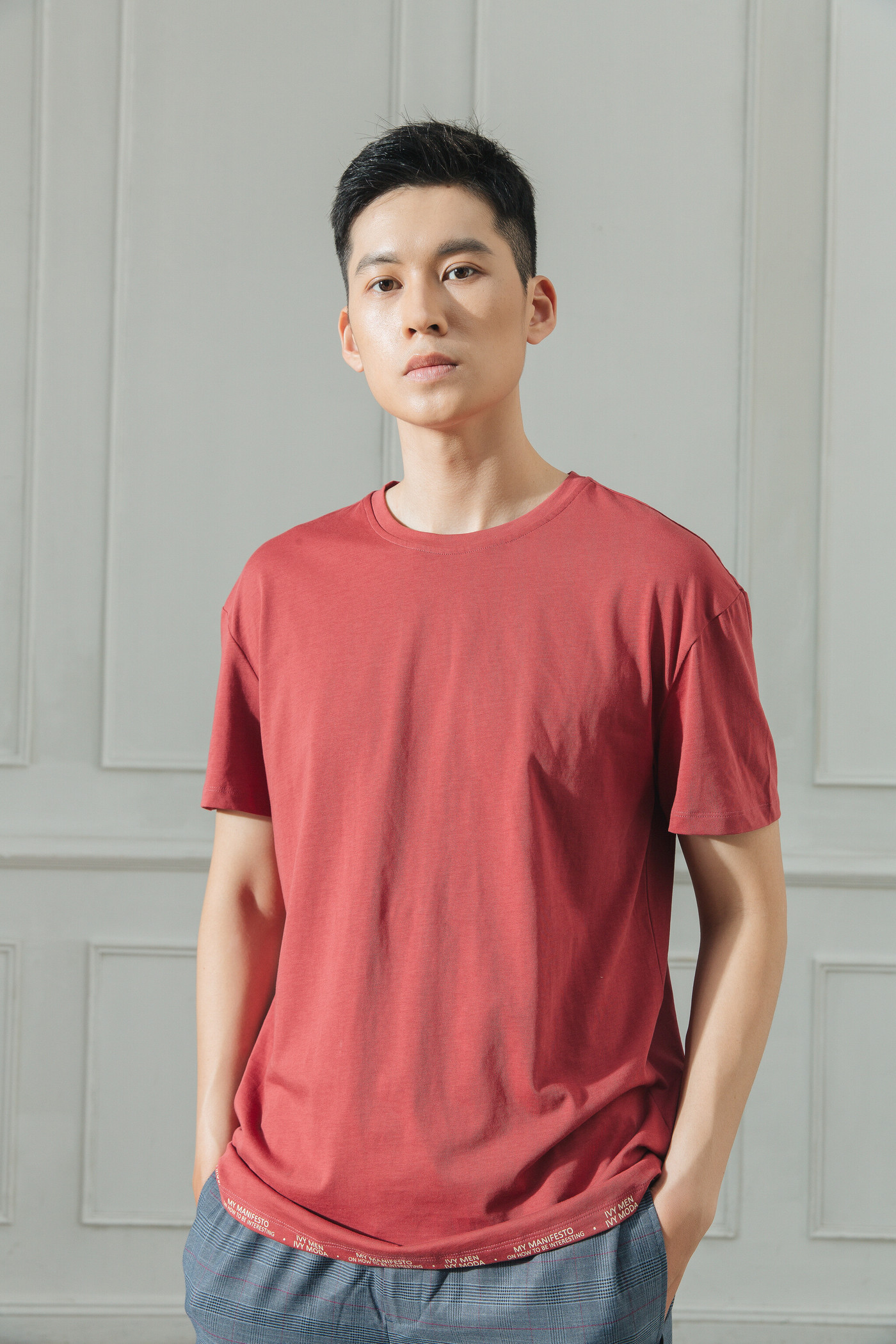 Quần tây nam kẻ