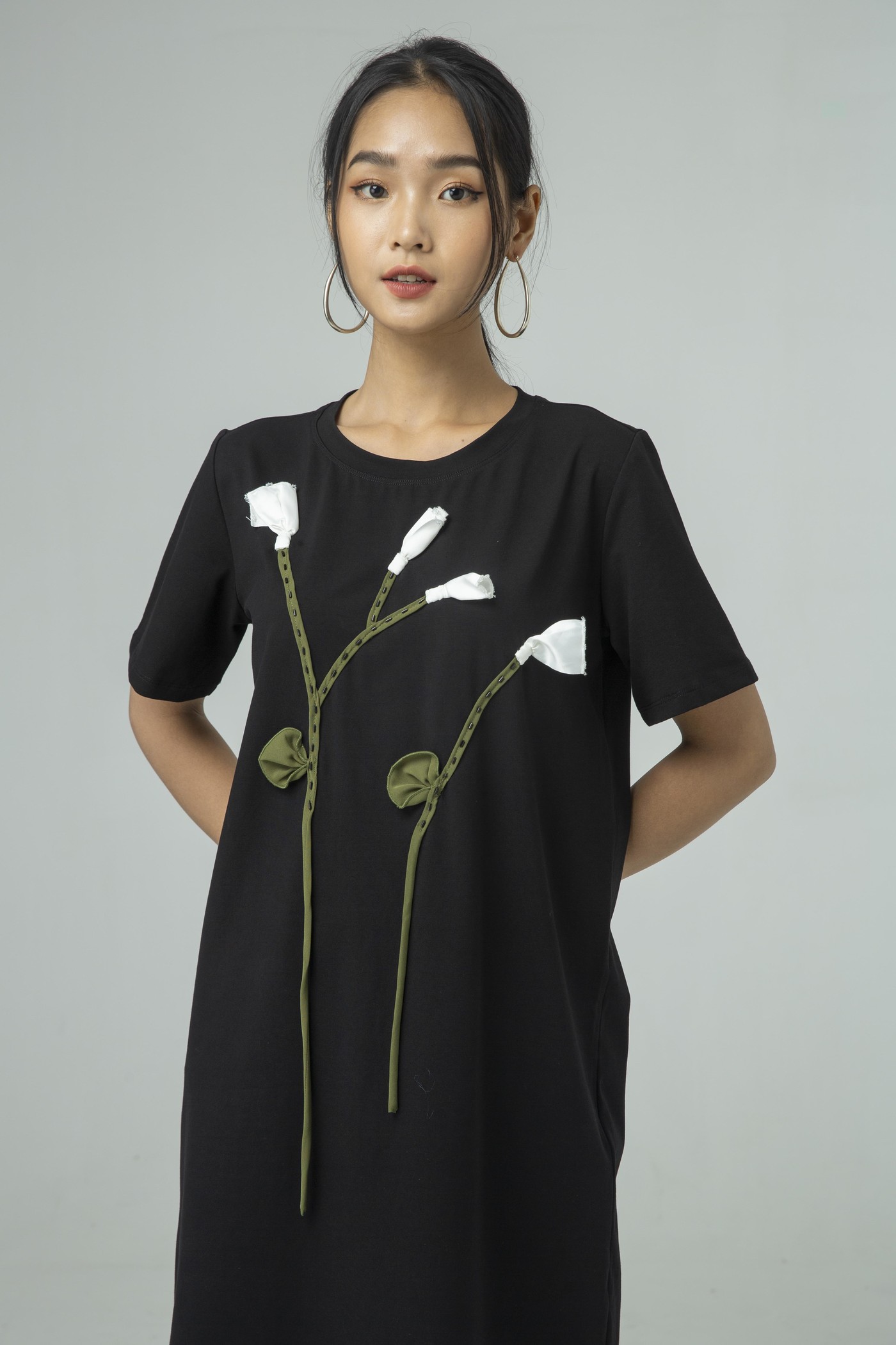 Đầm thun hoa nổi