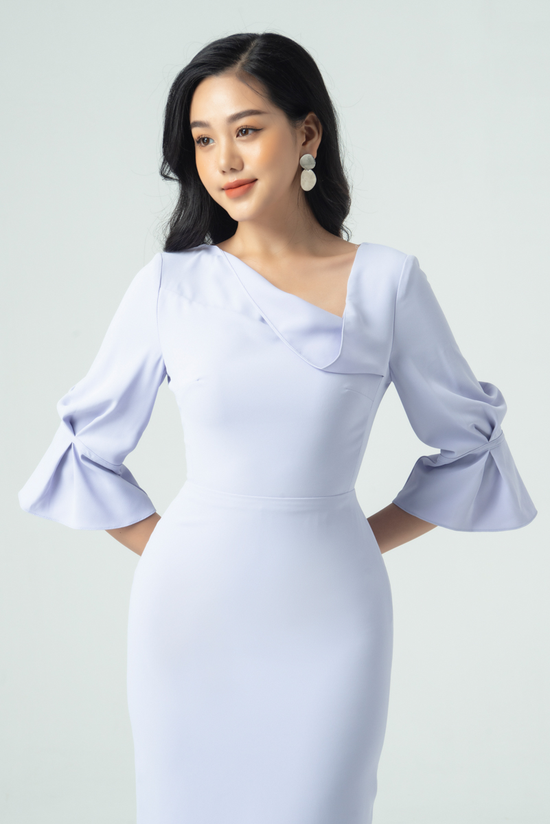Đầm ôm cổ đổ 