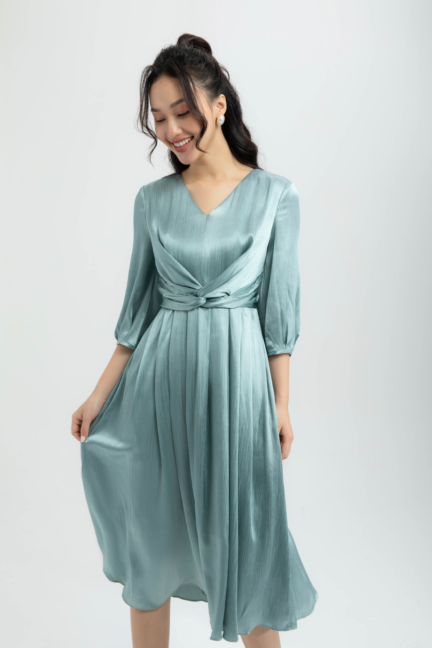Đầm lụa gân tay lỡ 