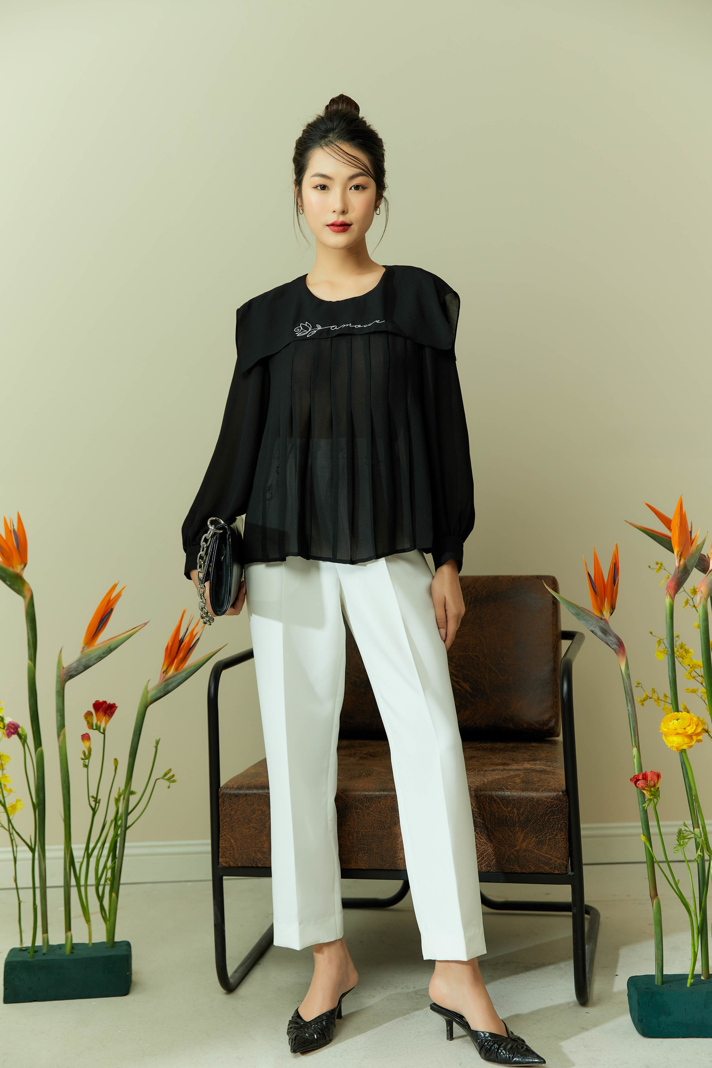 Áo lụa xếp ly