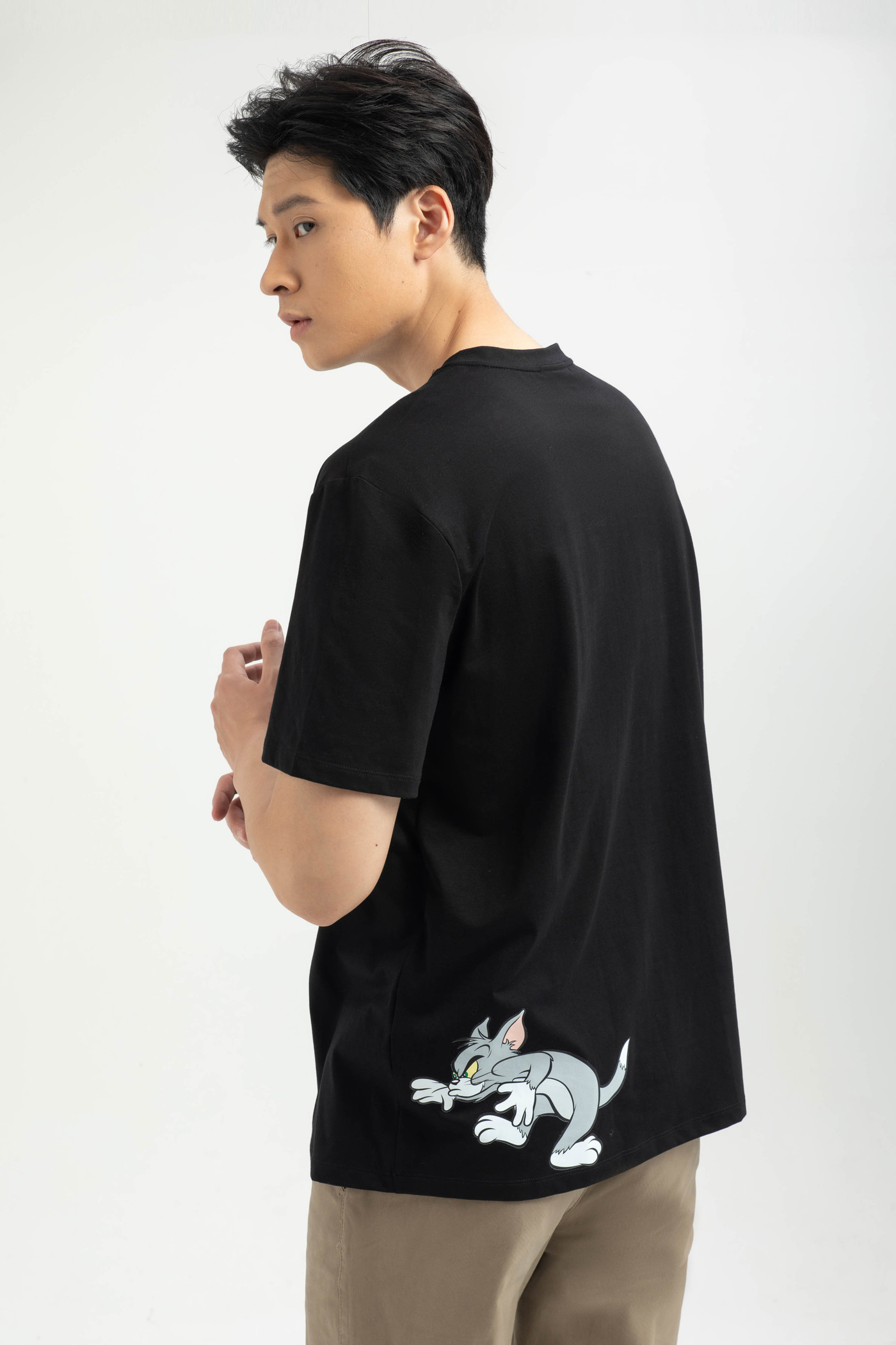 Áo thun nam cổ tròn