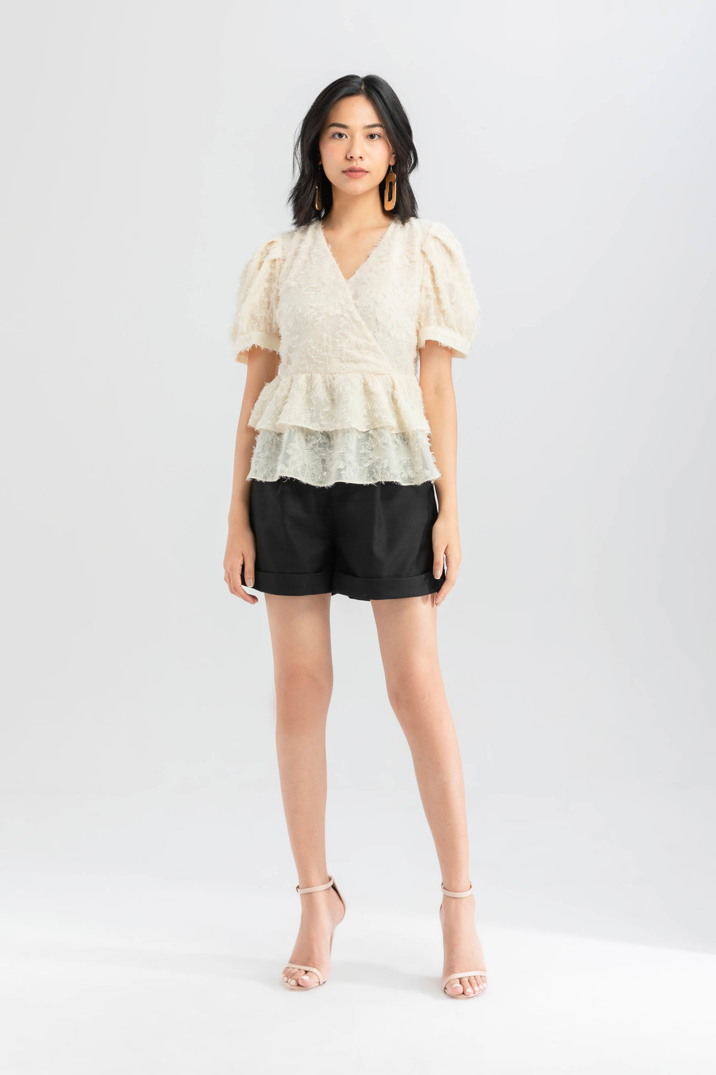 Áo Peplum hoa nổi 