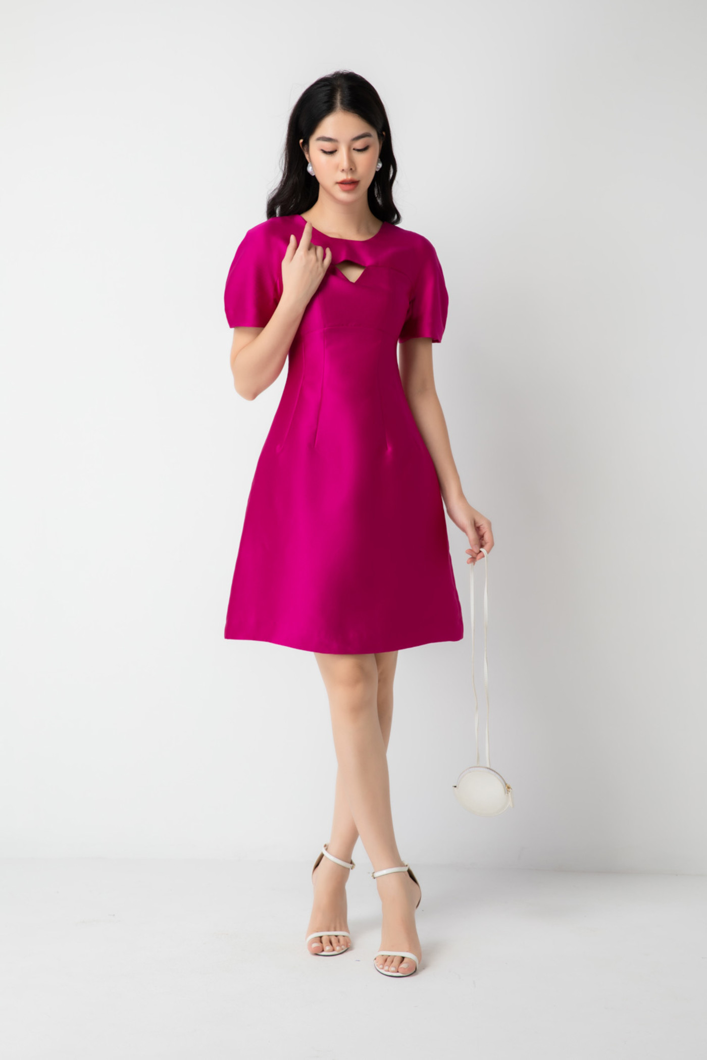 Đầm dạ hội cut-out vải Taffeta 