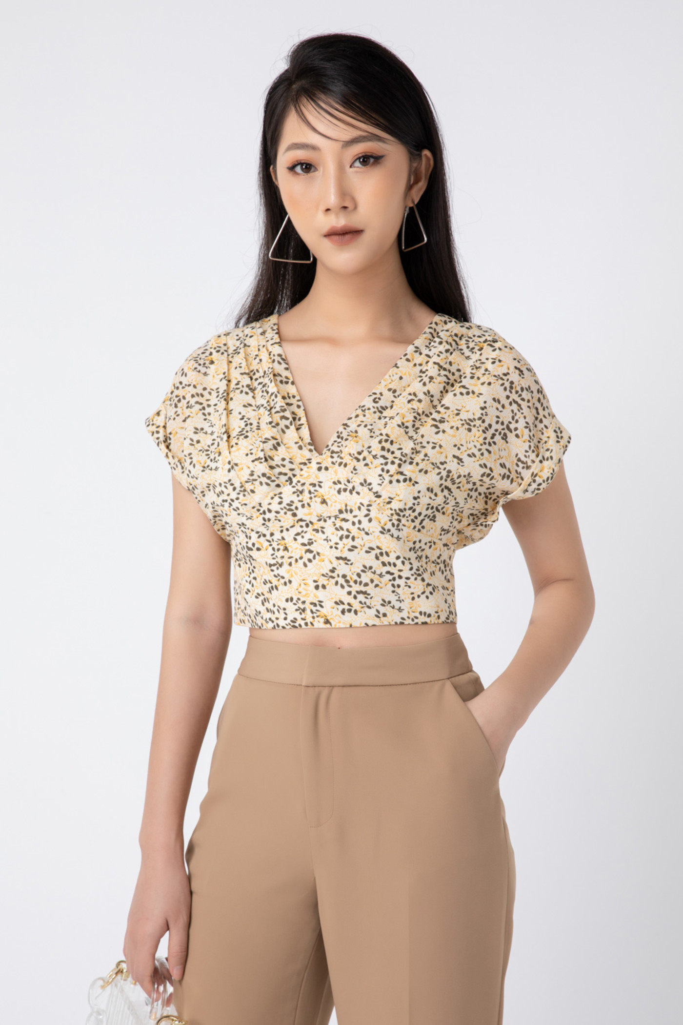 Áo crotop cổ xếp nếp 