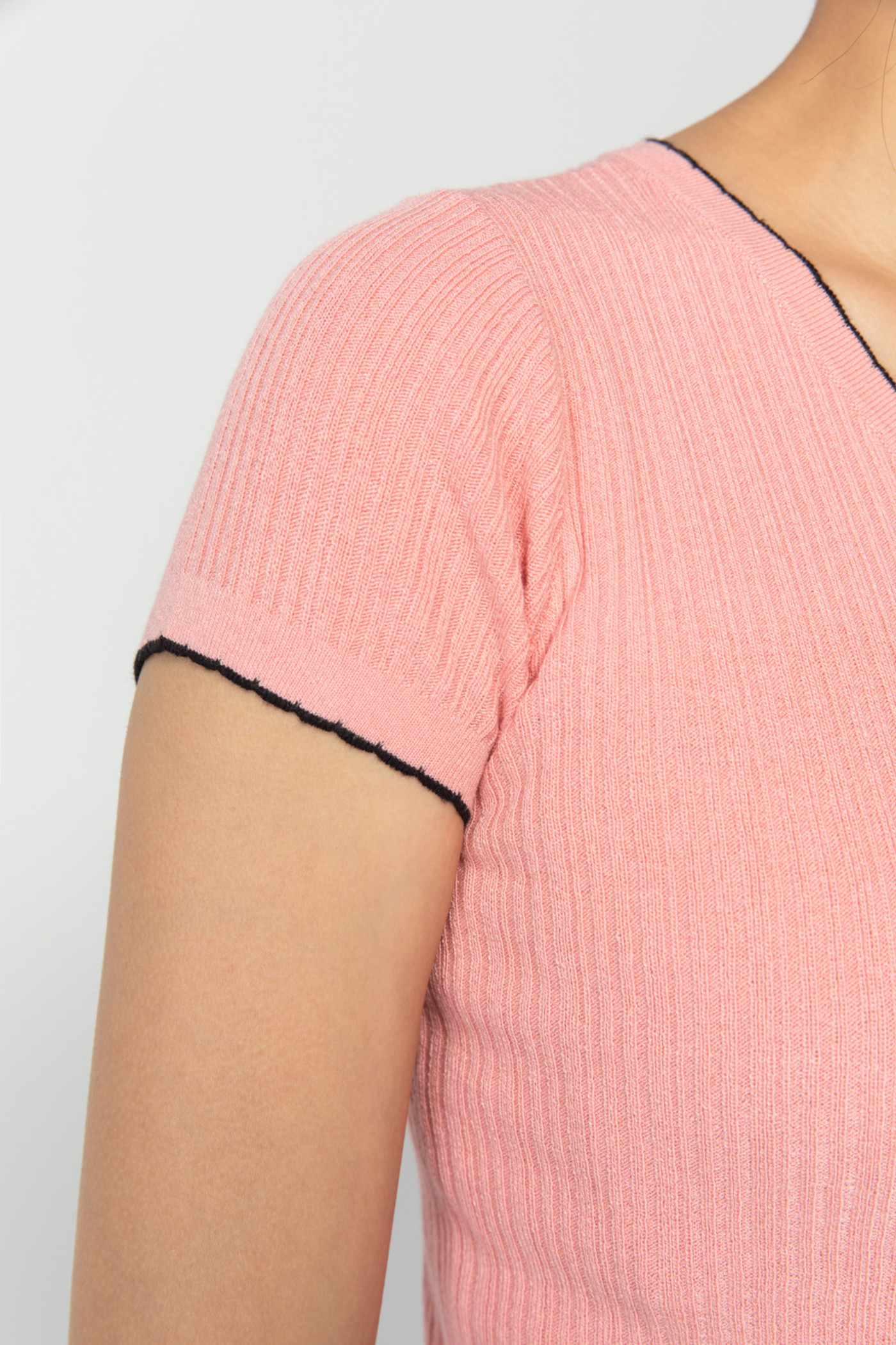 Áo len croptop viền màu 