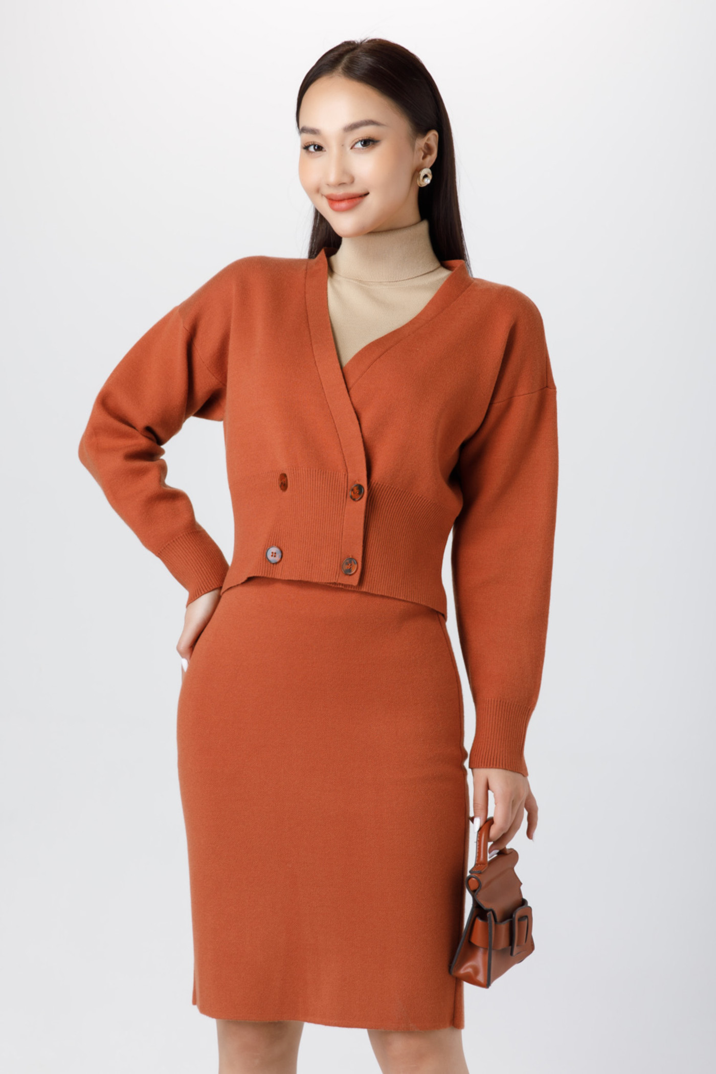Áo khoác len cổ V 