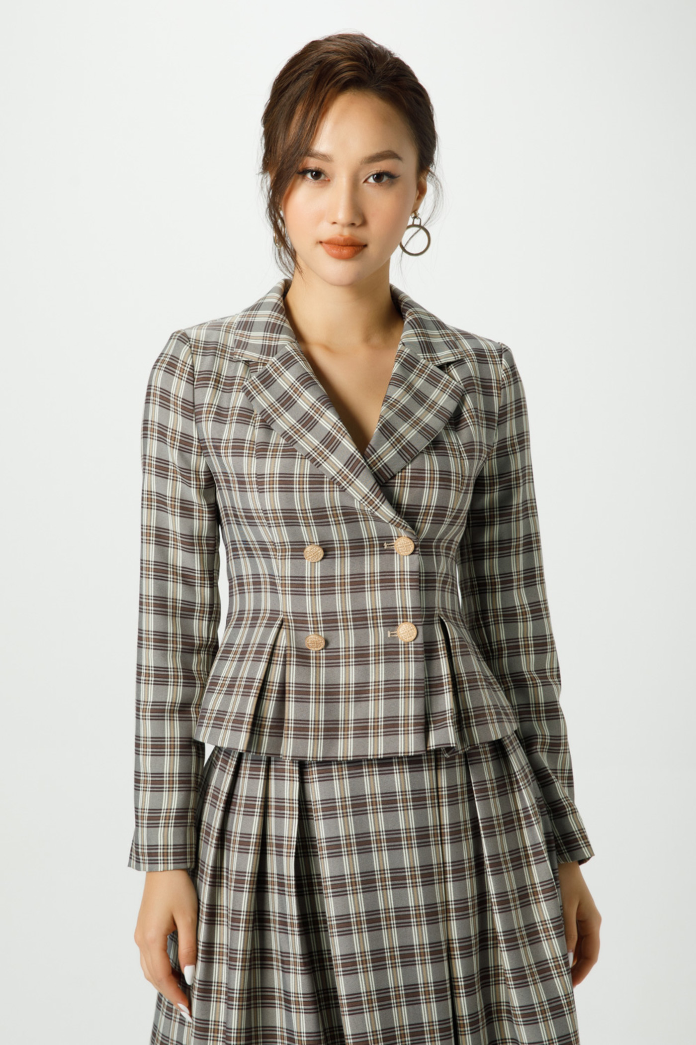 Áo vest kẻ ngang hông 