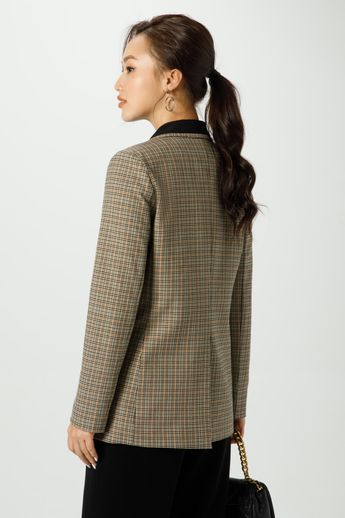 Blazer kẻ ngang hông 