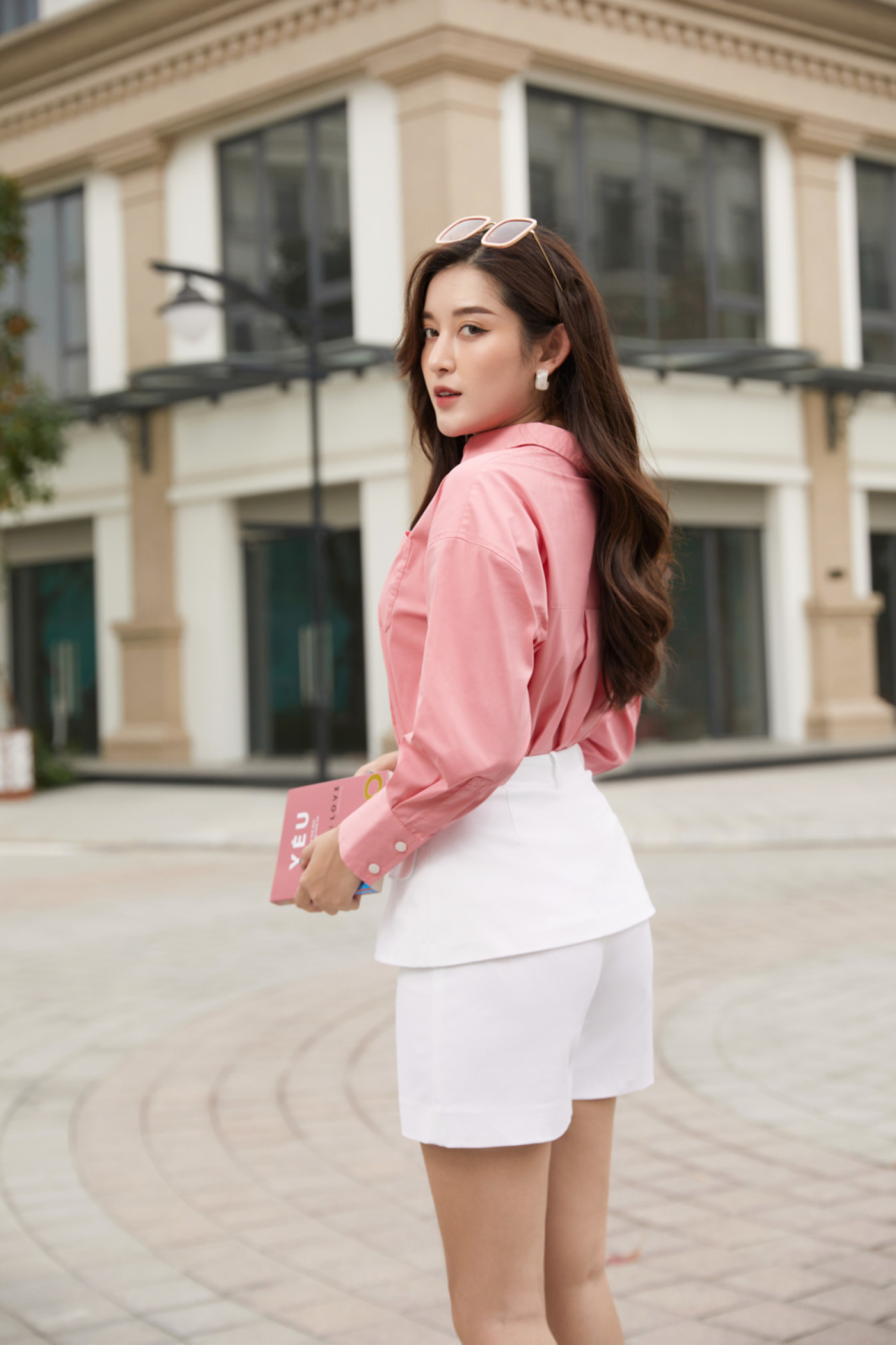 Quần sooc đai phụ kiện 