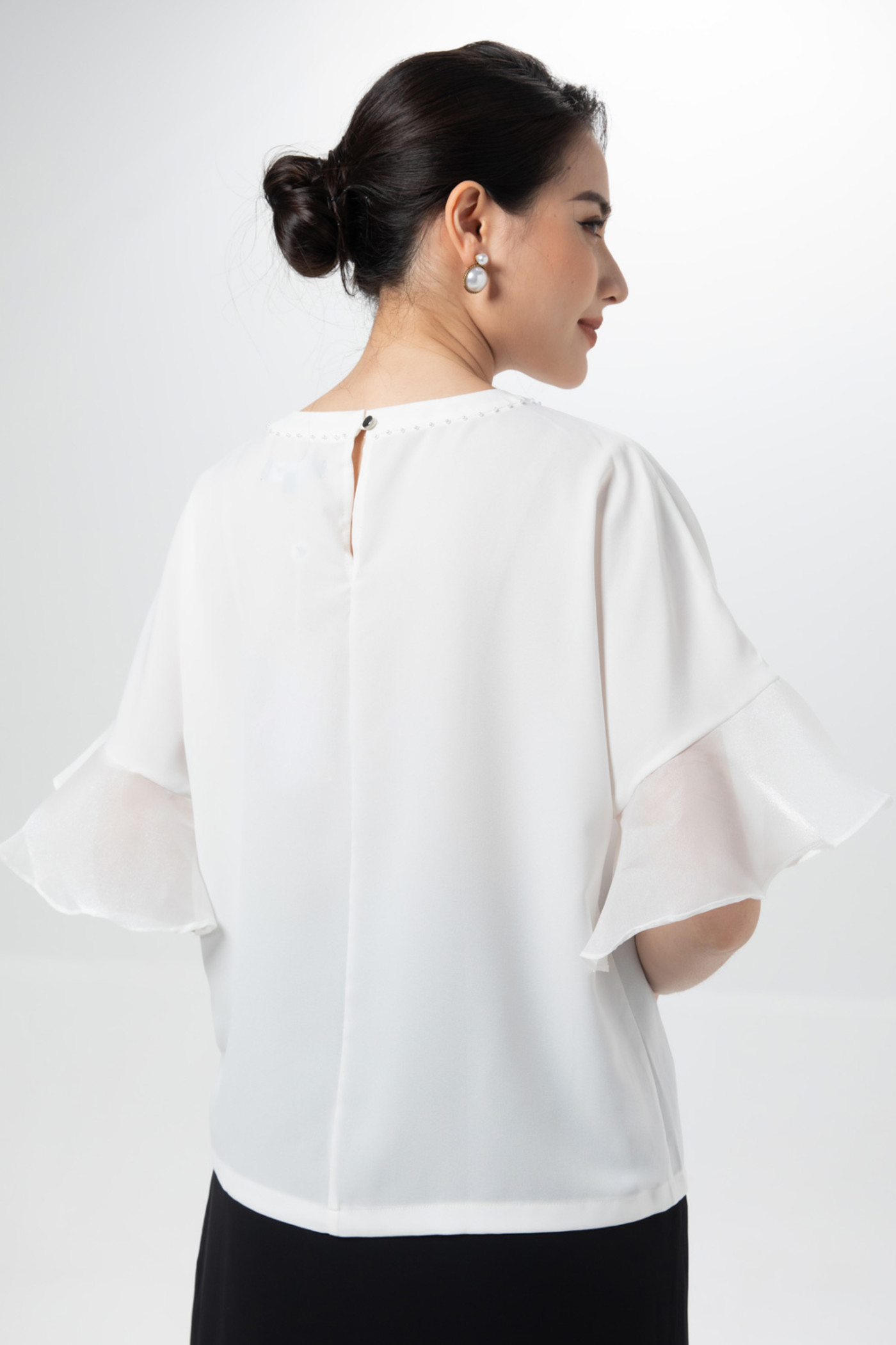 áo lụa tay xòe bèo 