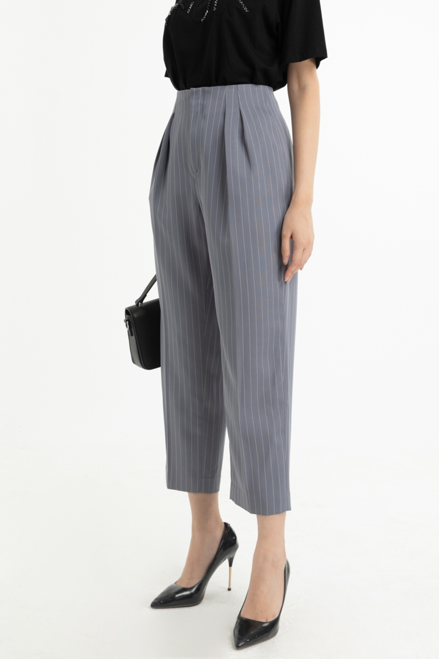 Quần baggy vải kẻ