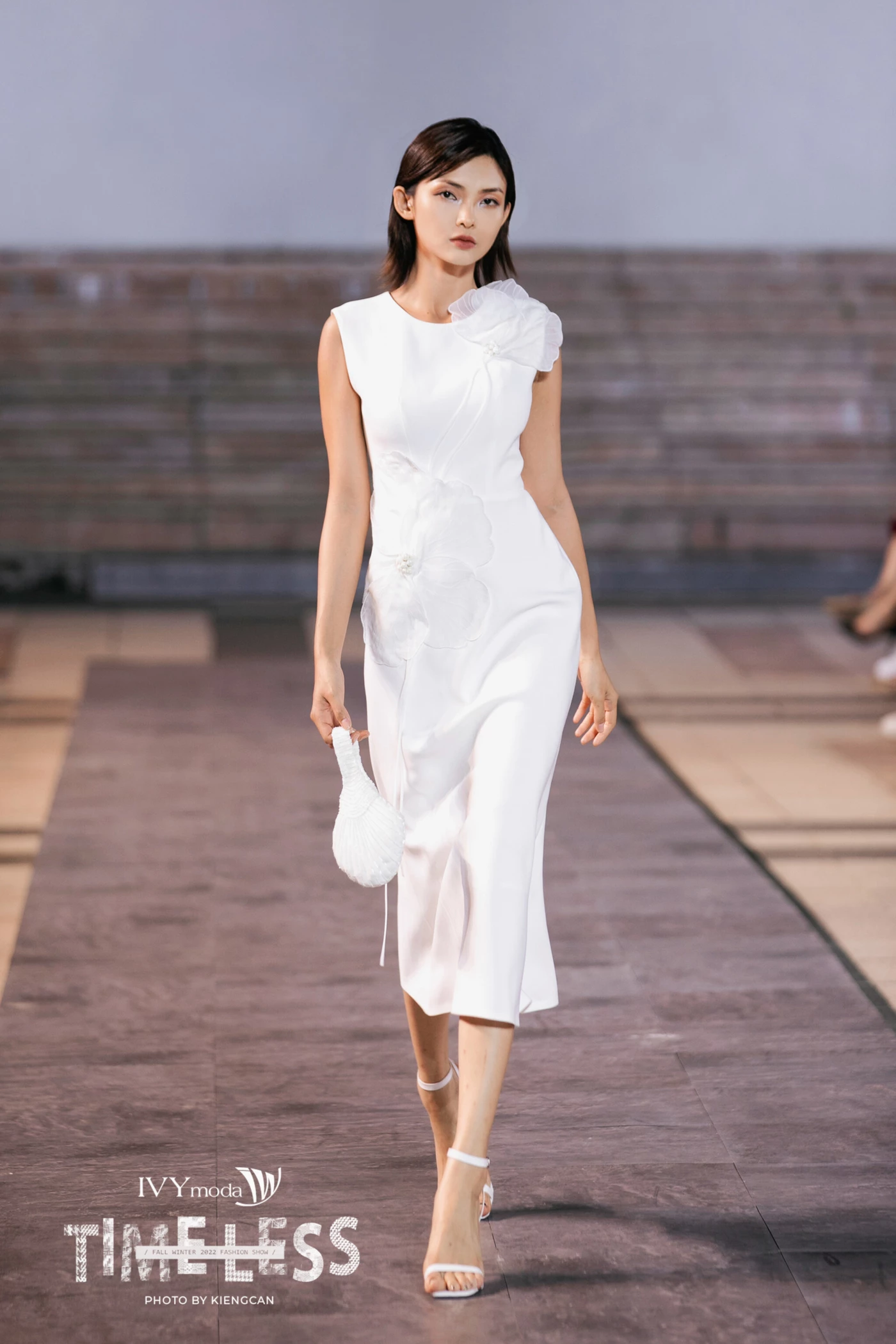 Iris Dress - Đầm hoa Diên Vĩ