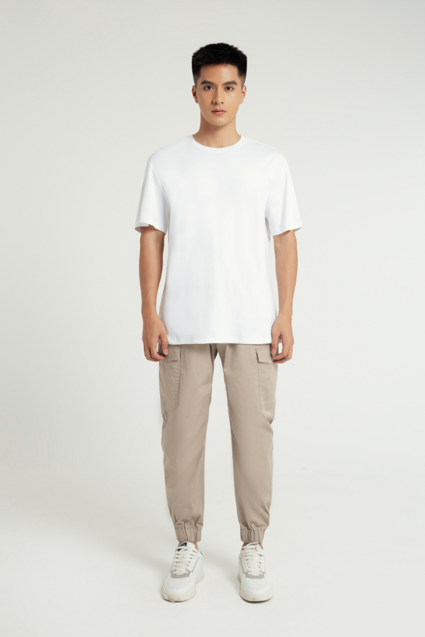 Quần Jogger khaki phối túi