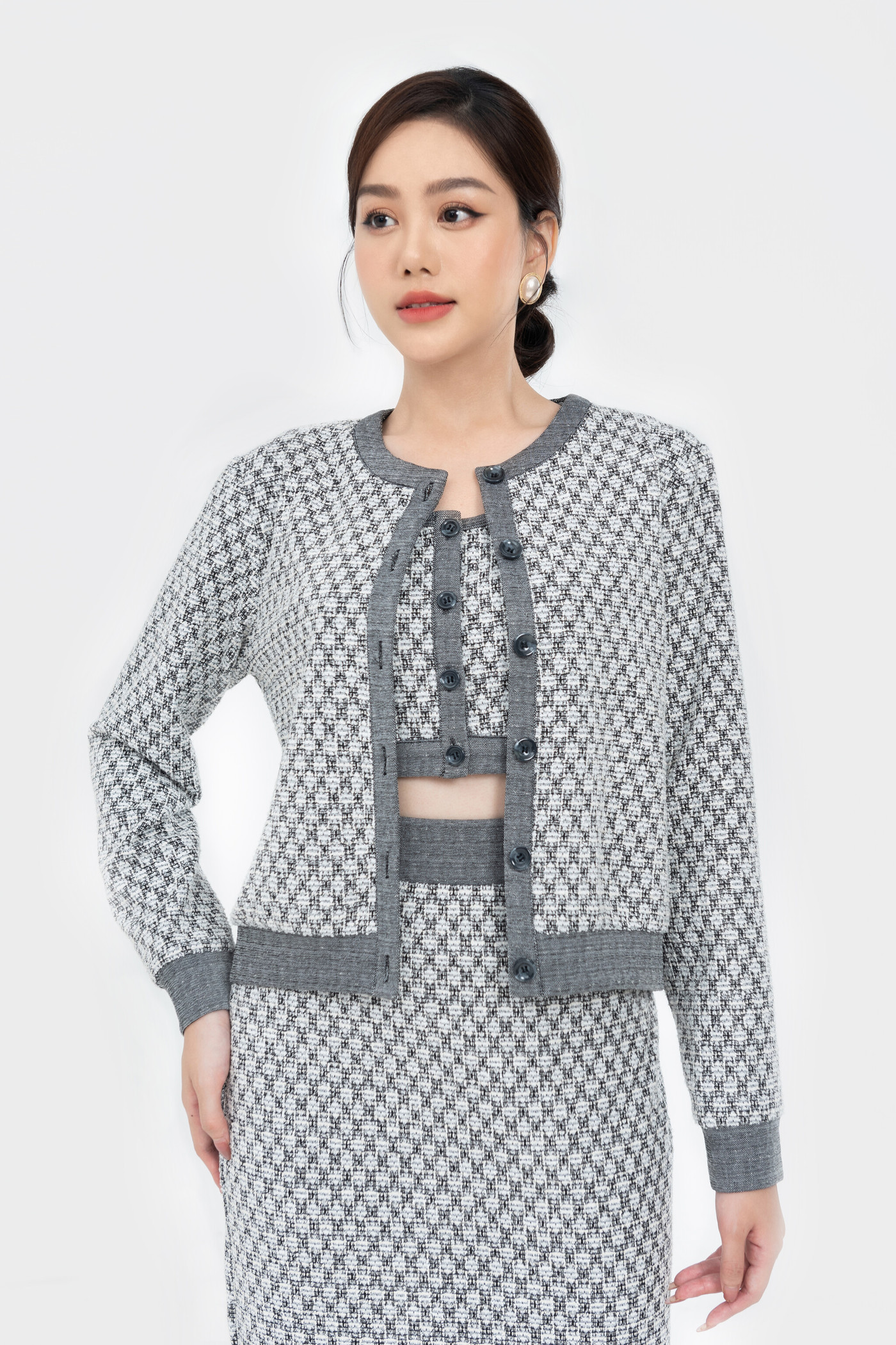 Áo thun croptop phối tweed