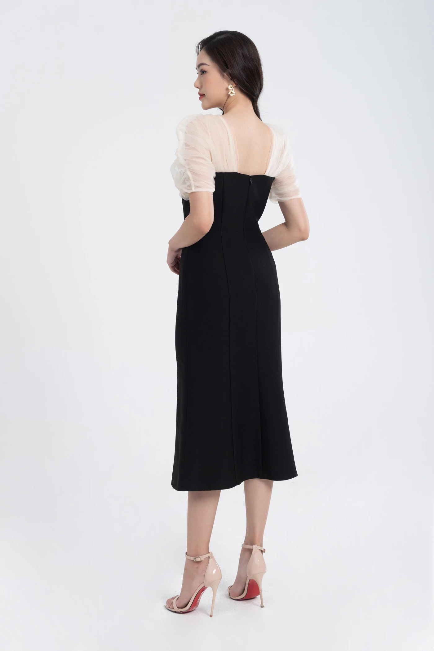 Ellie Dress - Đầm dự tiệc đính hoa