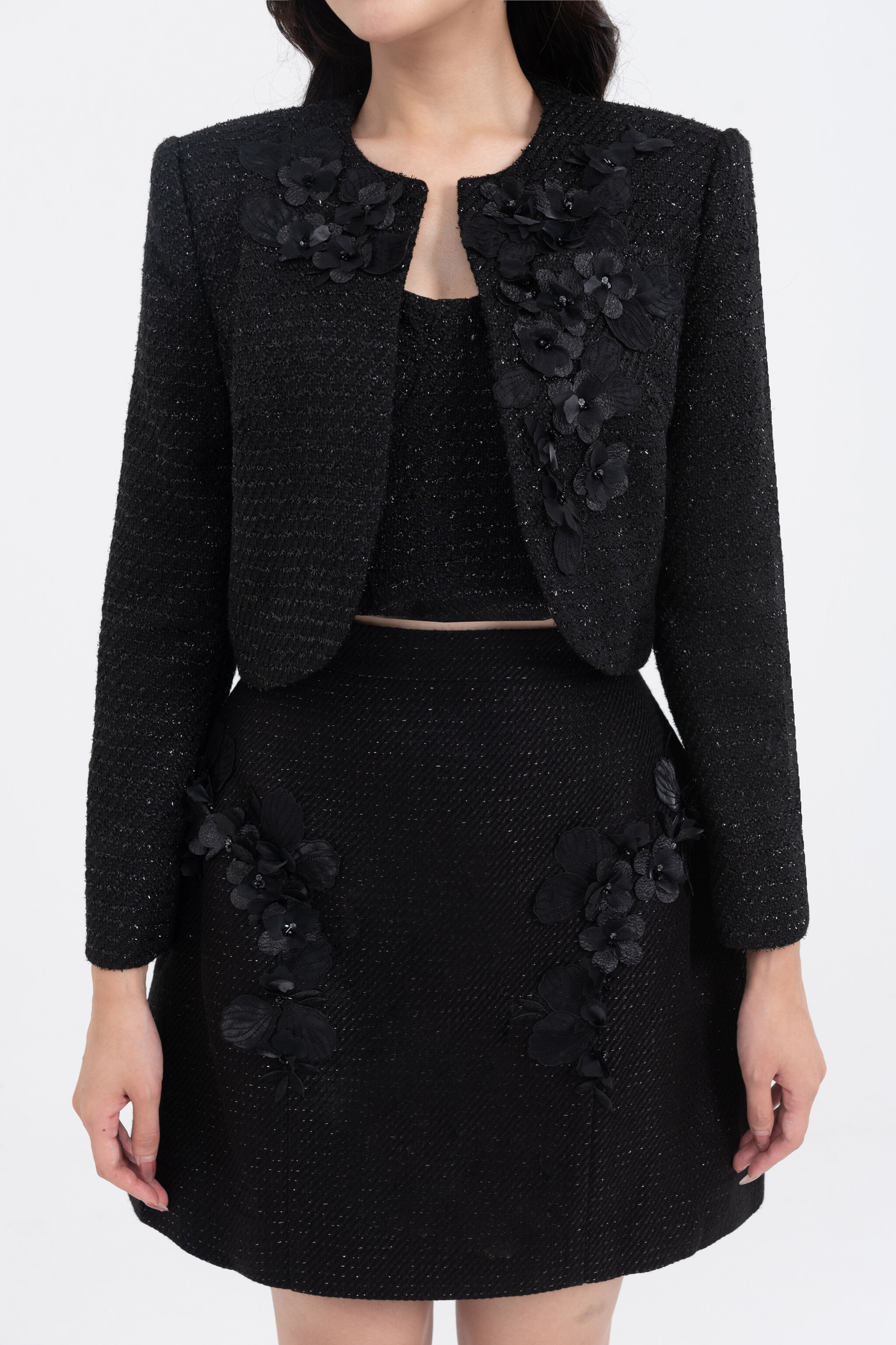 Áo tweed đính hoa nổi