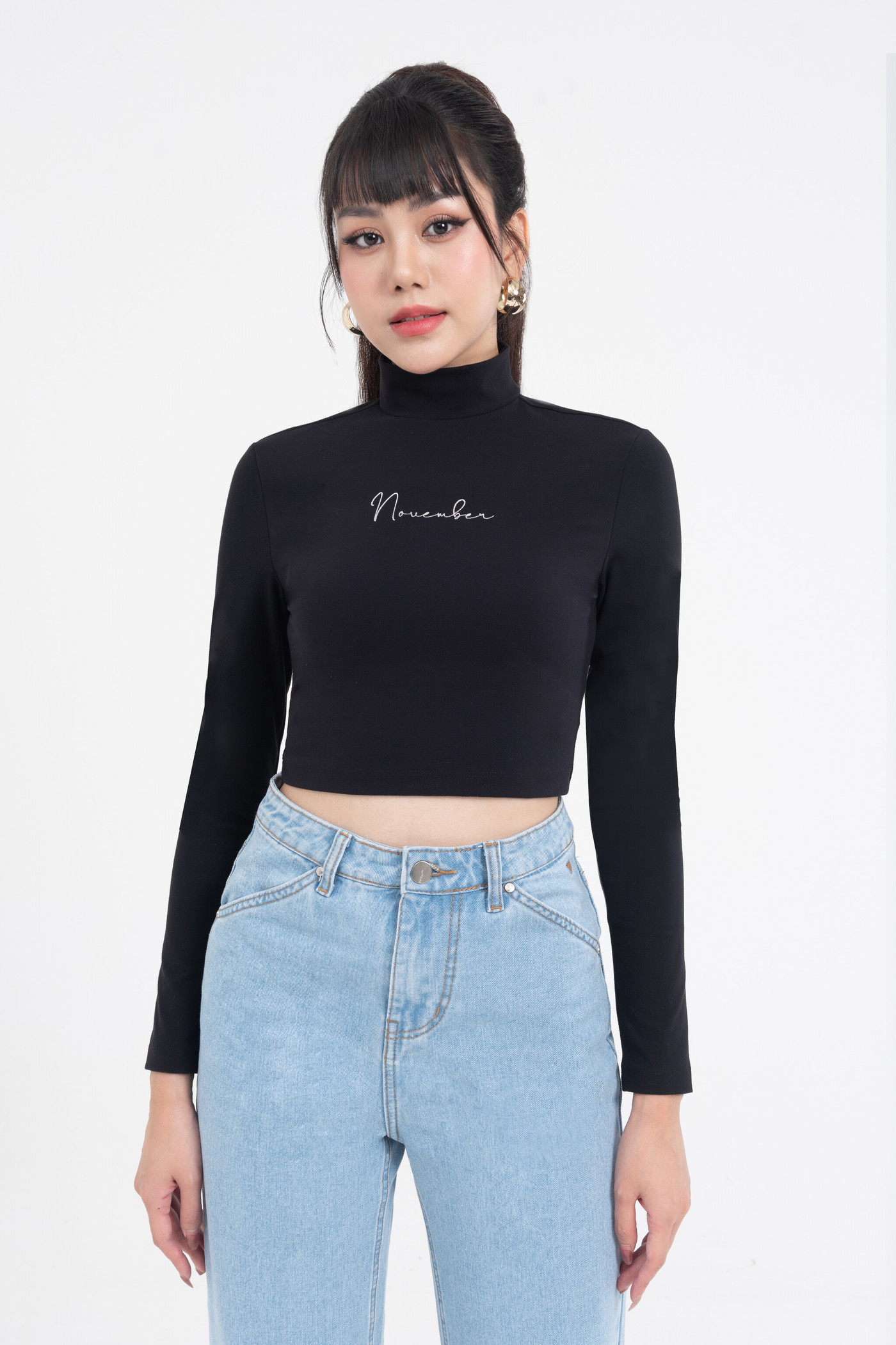 Áo thun ôm dáng croptop