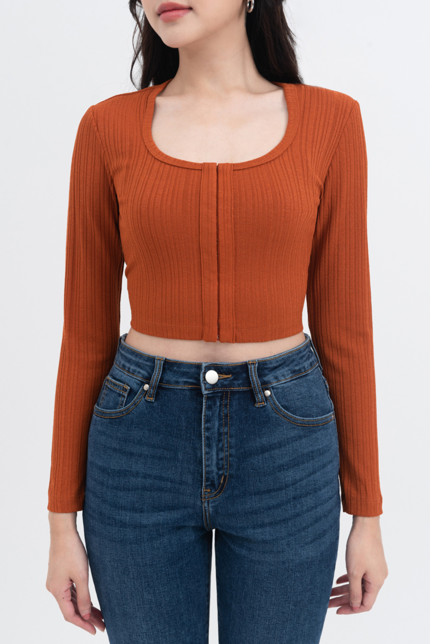 Áo thun Croptop cổ vuông