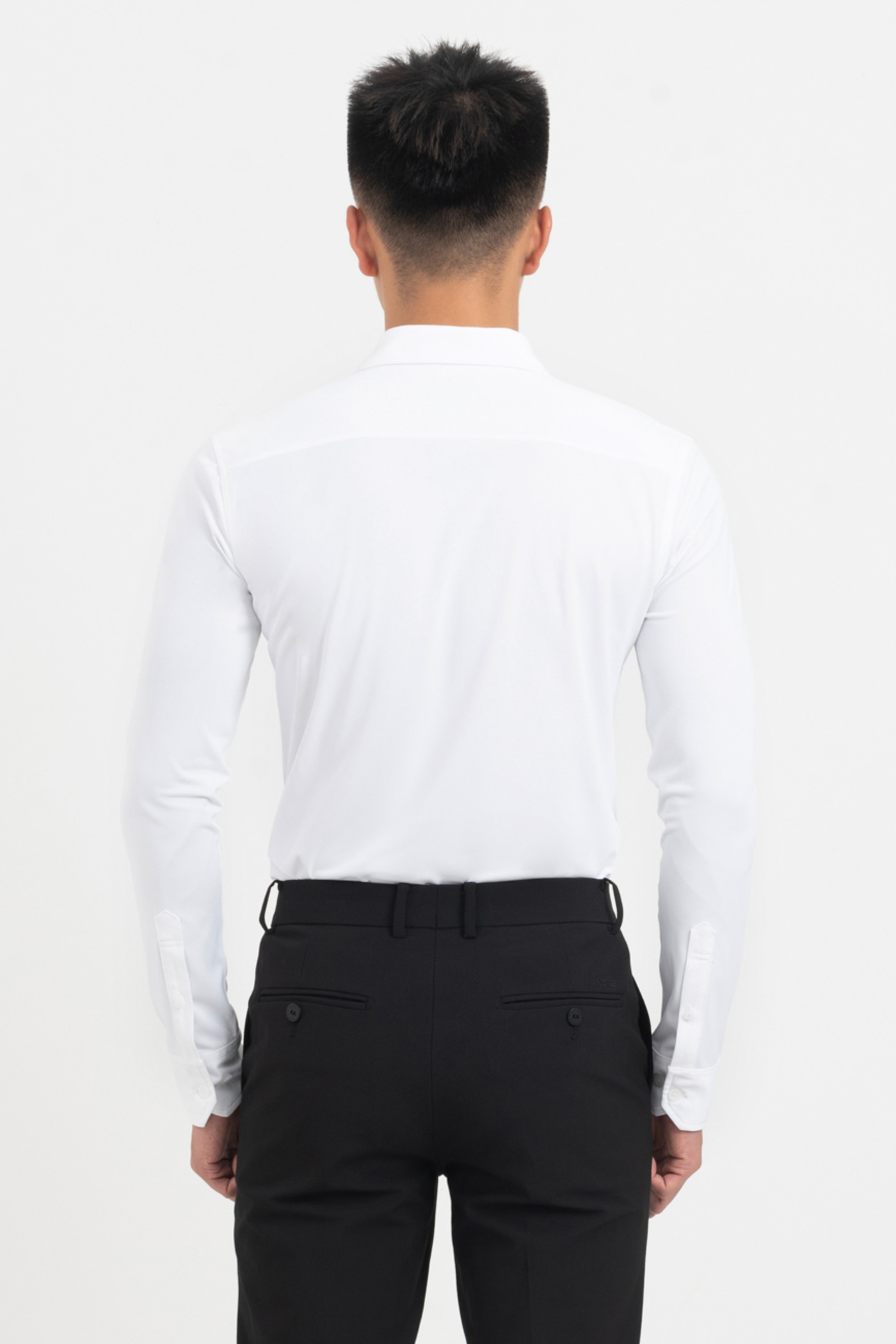 Áo sơ mi basic dáng slimfit