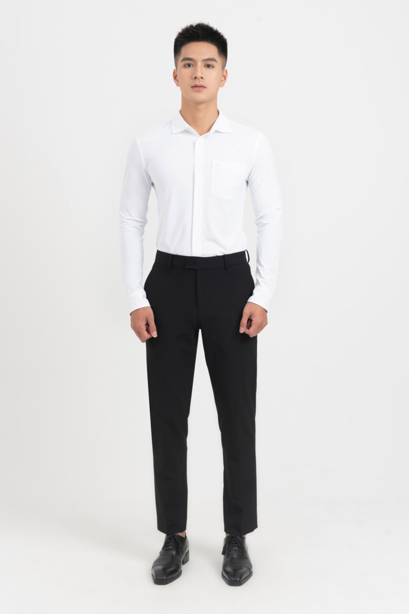 Áo sơ mi basic dáng slimfit