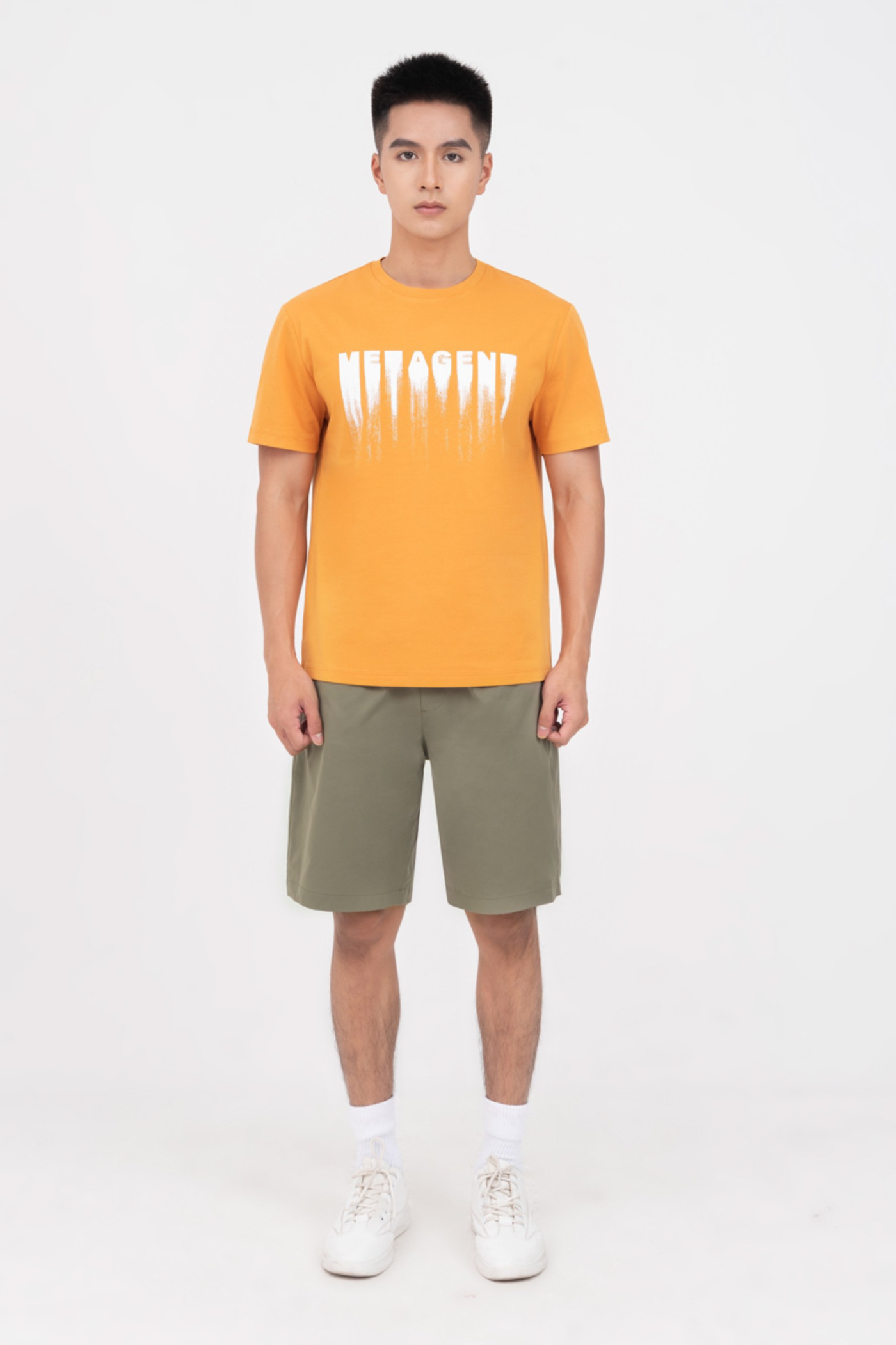 Quần shorts Regular ngang gối