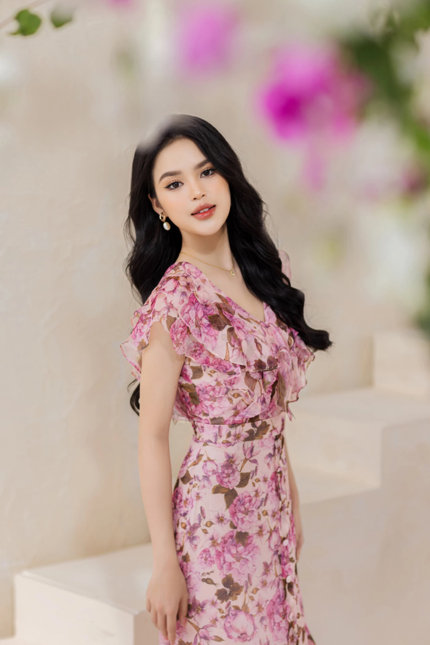 Đầm lụa xếp cánh tiên