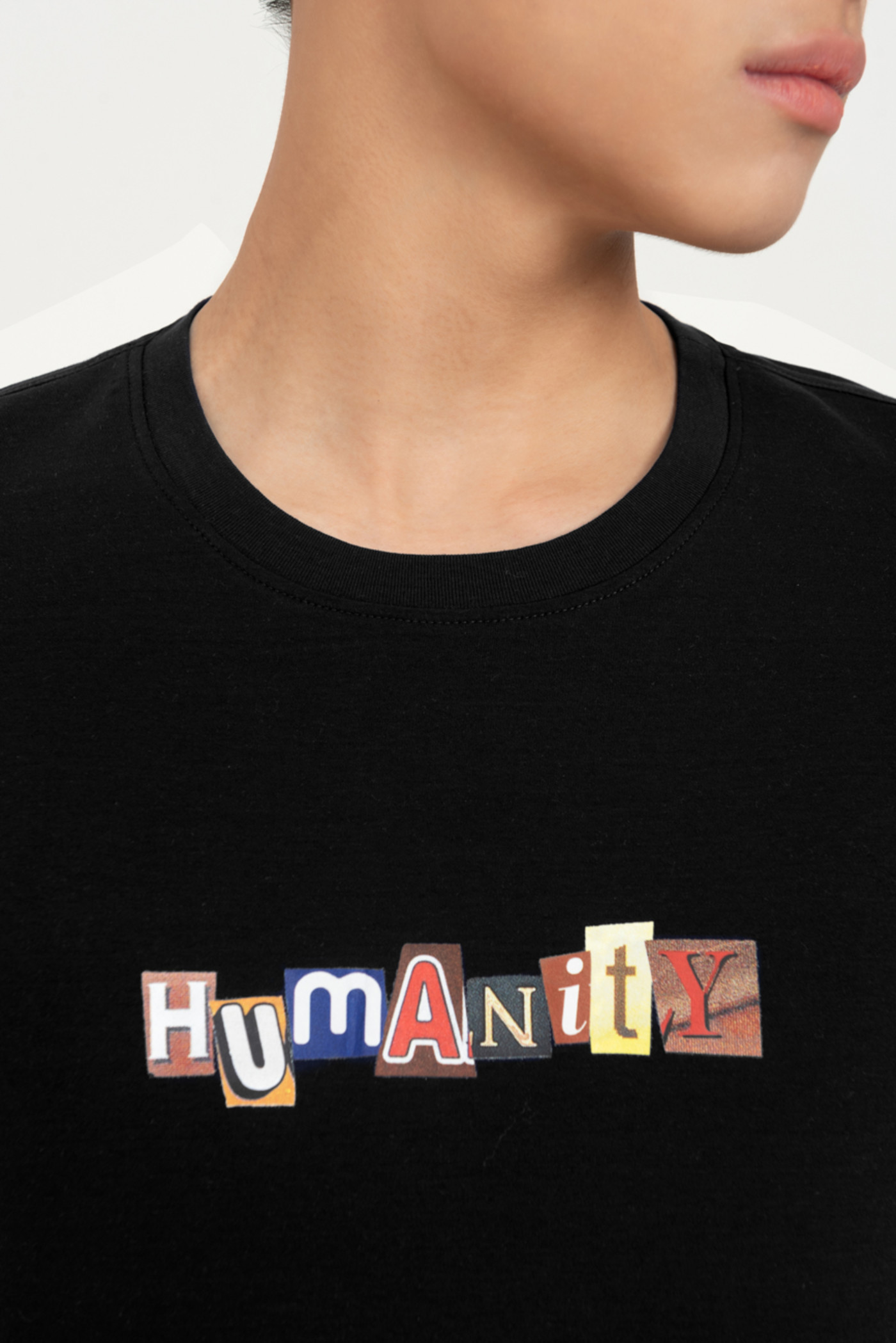 Áo thun Humanity