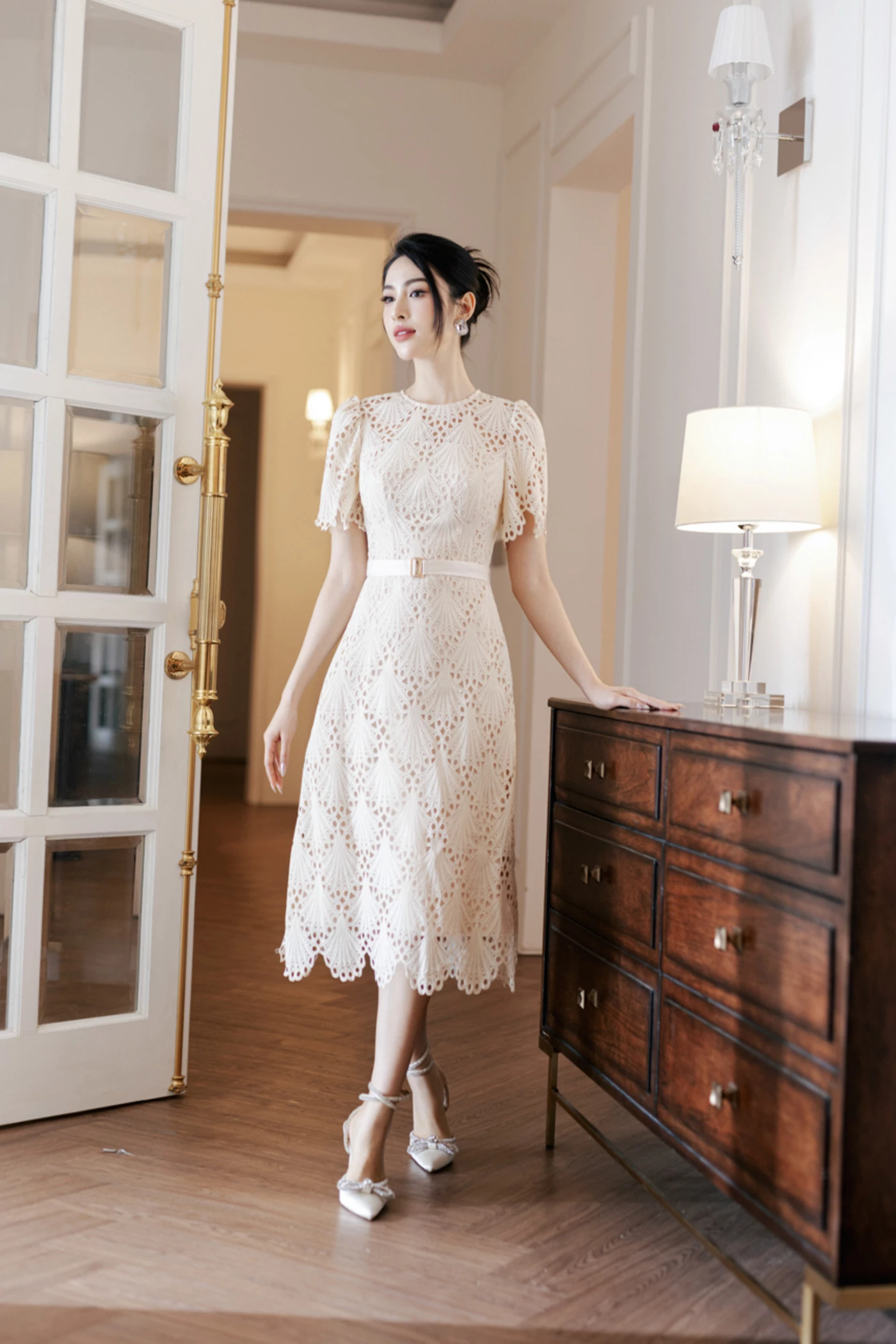 Daisy Dress - Đầm kết hoa nhẹ nhàng