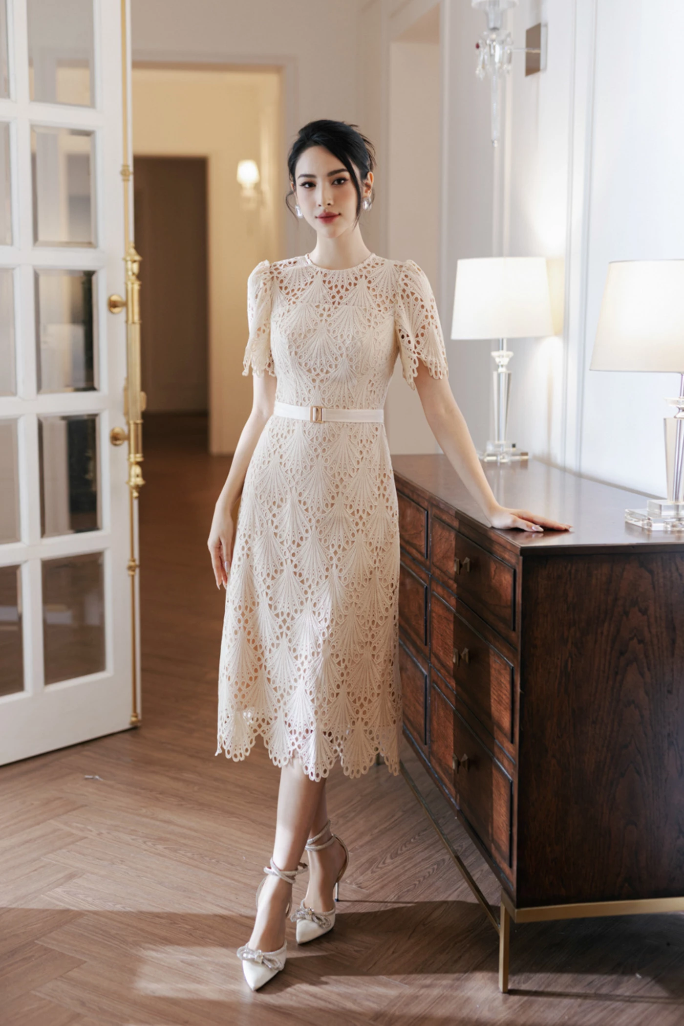 Daisy Dress - Đầm kết hoa nhẹ nhàng