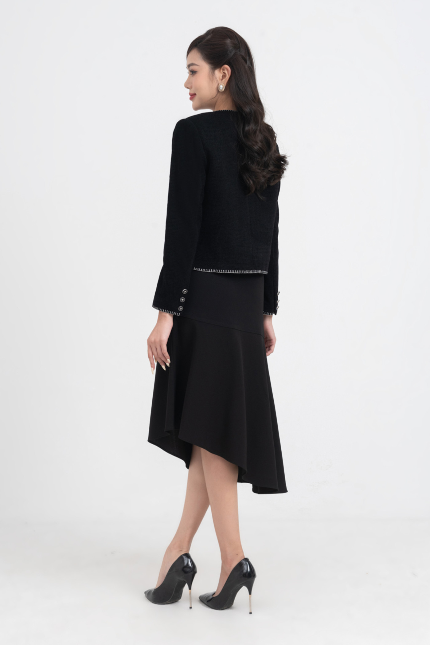 Lealia Blazer - Áo blazer nhung trơn