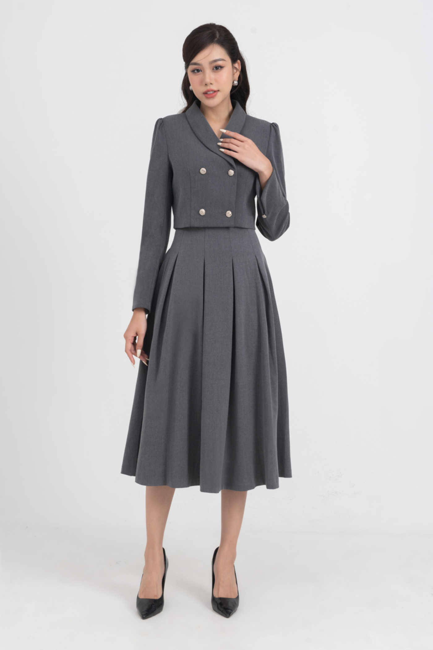 Áo blazer Tuysi dáng ngắn