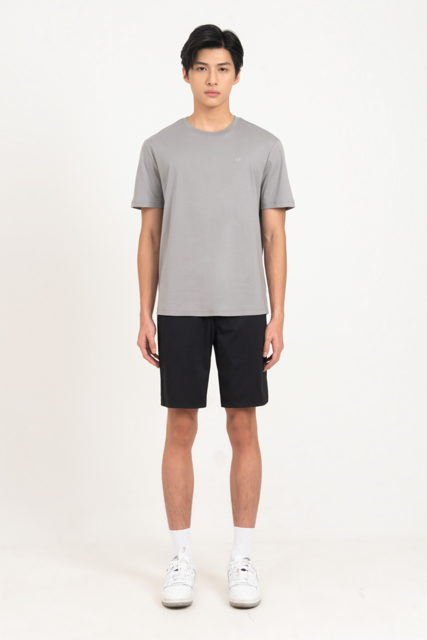 Áo thun Regular Basic