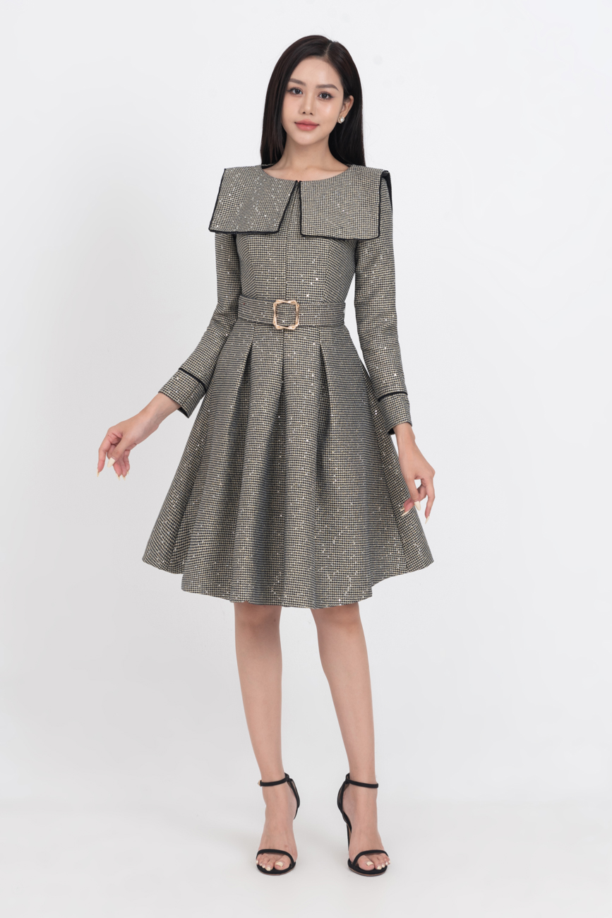 Glamour tweed dress