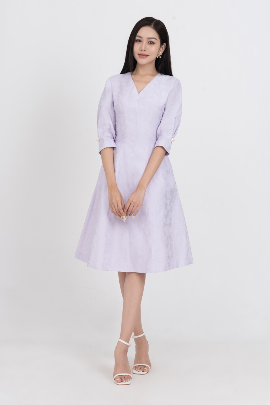 Fiona Dress - Đầm tapta dập nổi tay lỡ