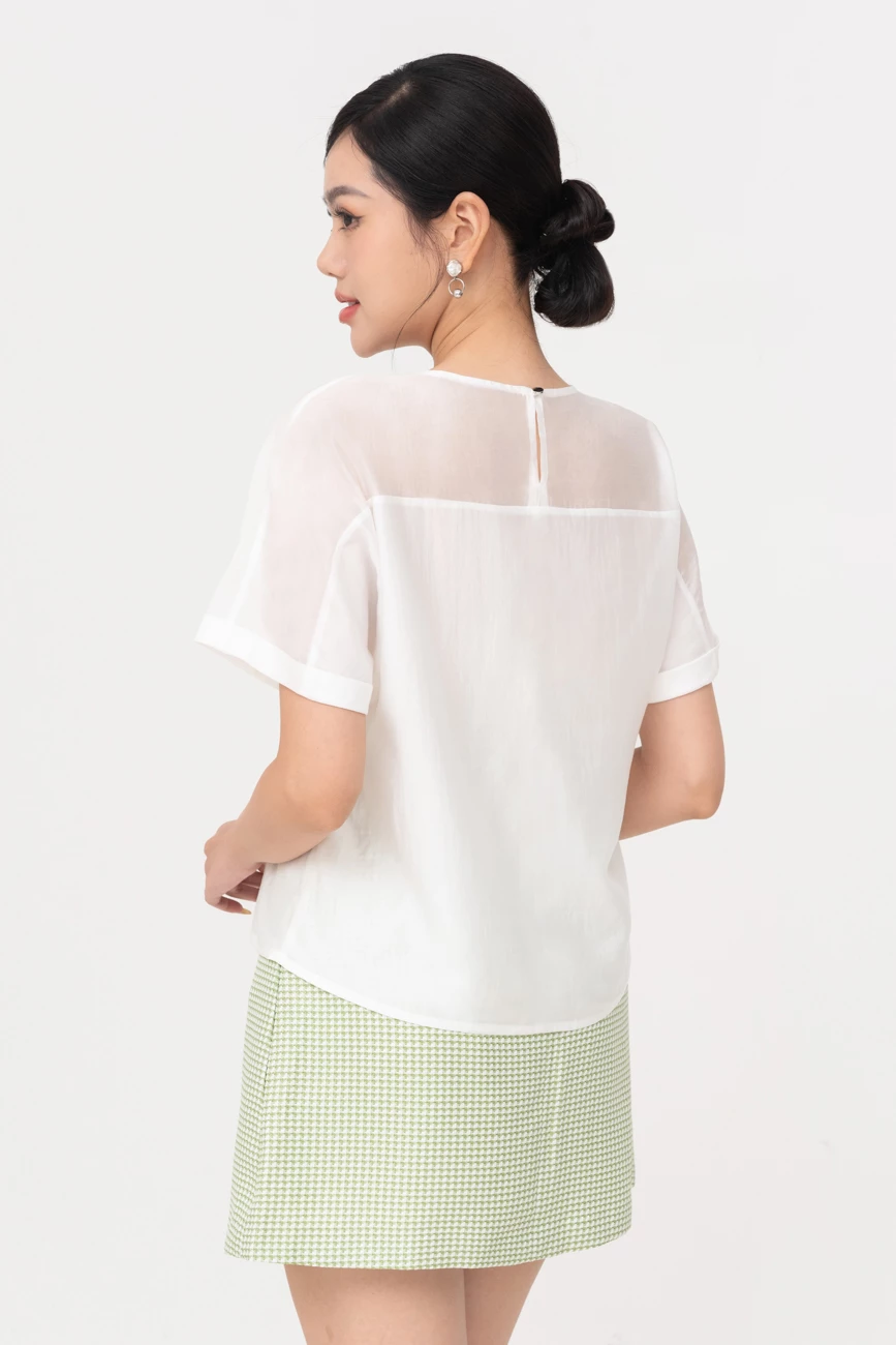 Áo lụa thêu chữ dáng suông