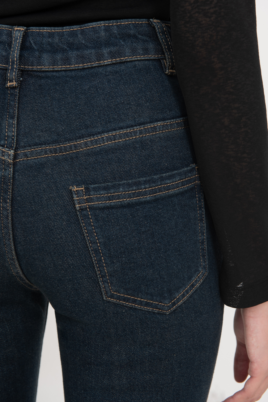 Quần jeans ống loe