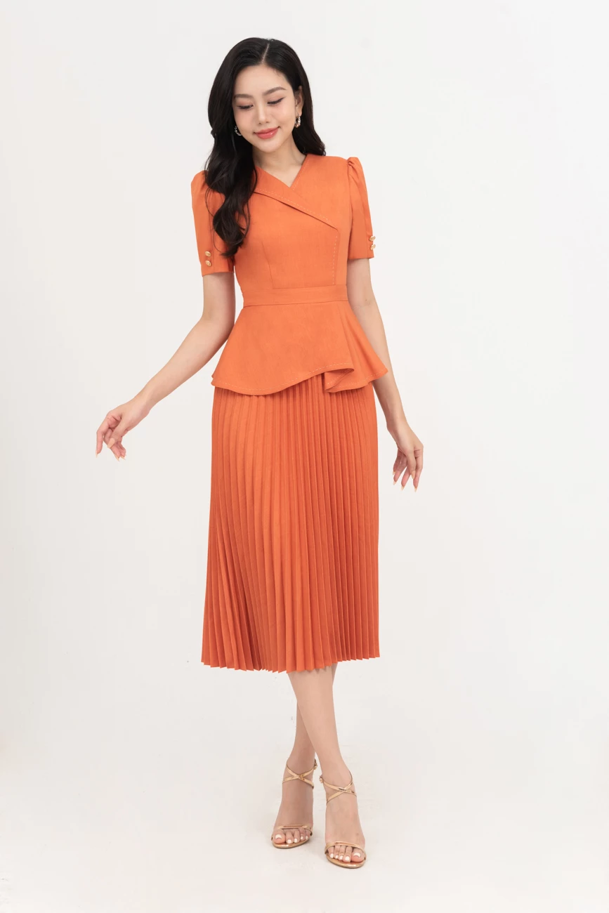 Đầm peplum xếp ly