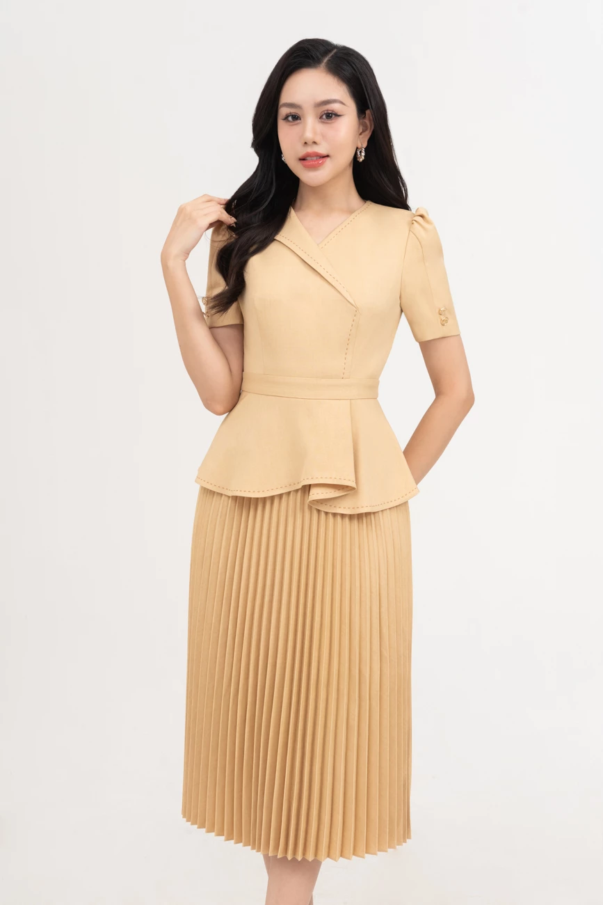 Đầm peplum xếp ly