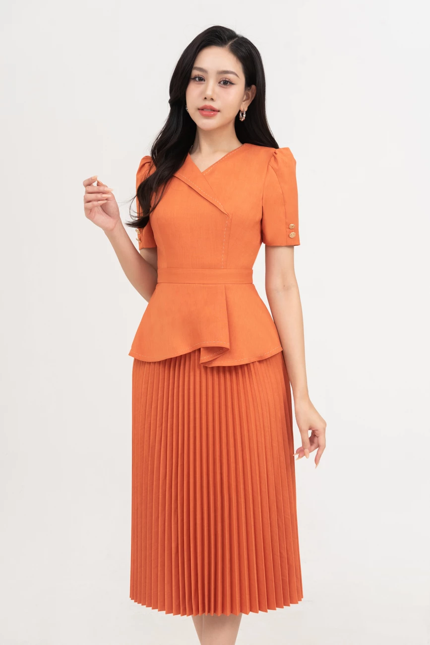 Đầm peplum xếp ly