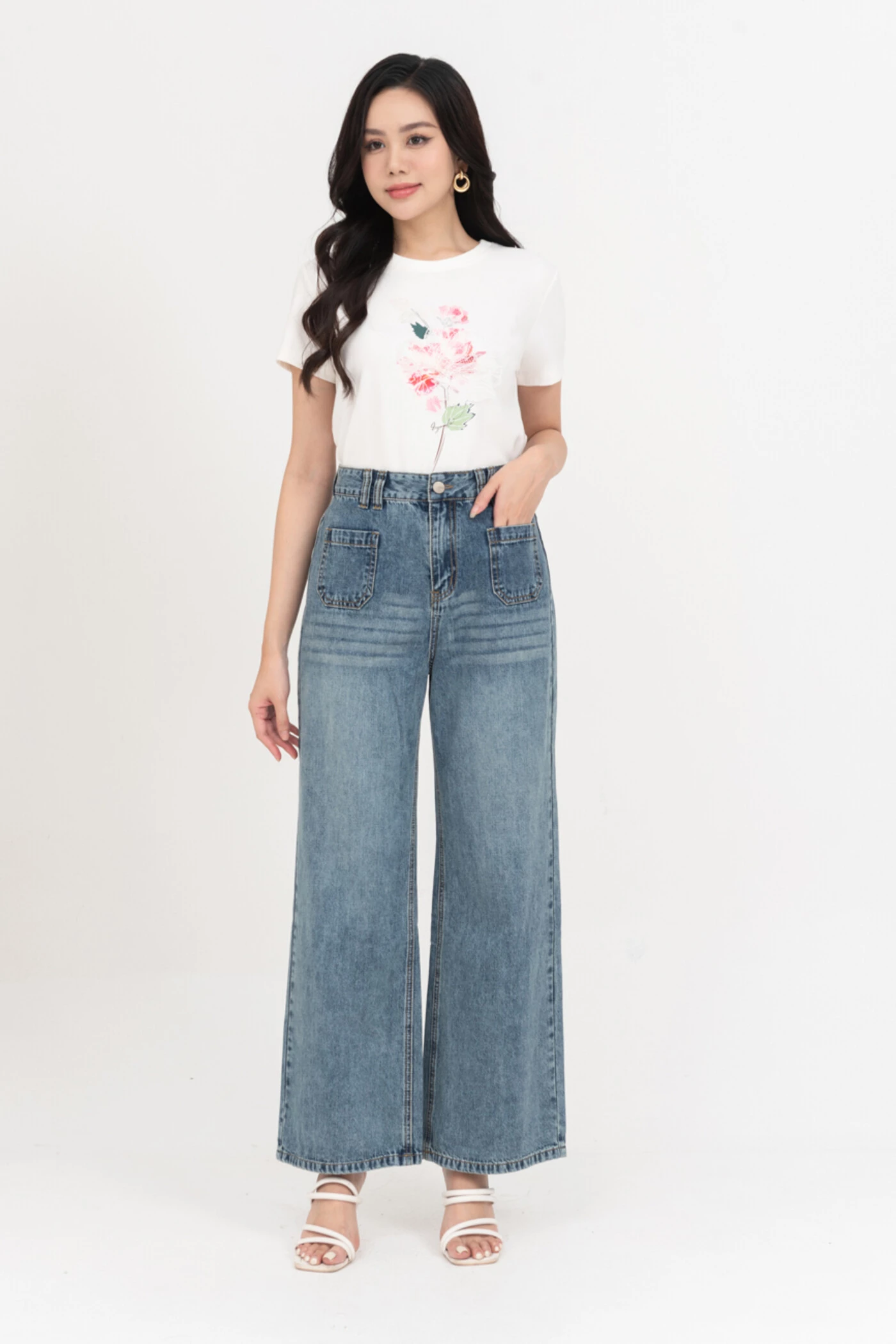 Quần jeans túi vuông