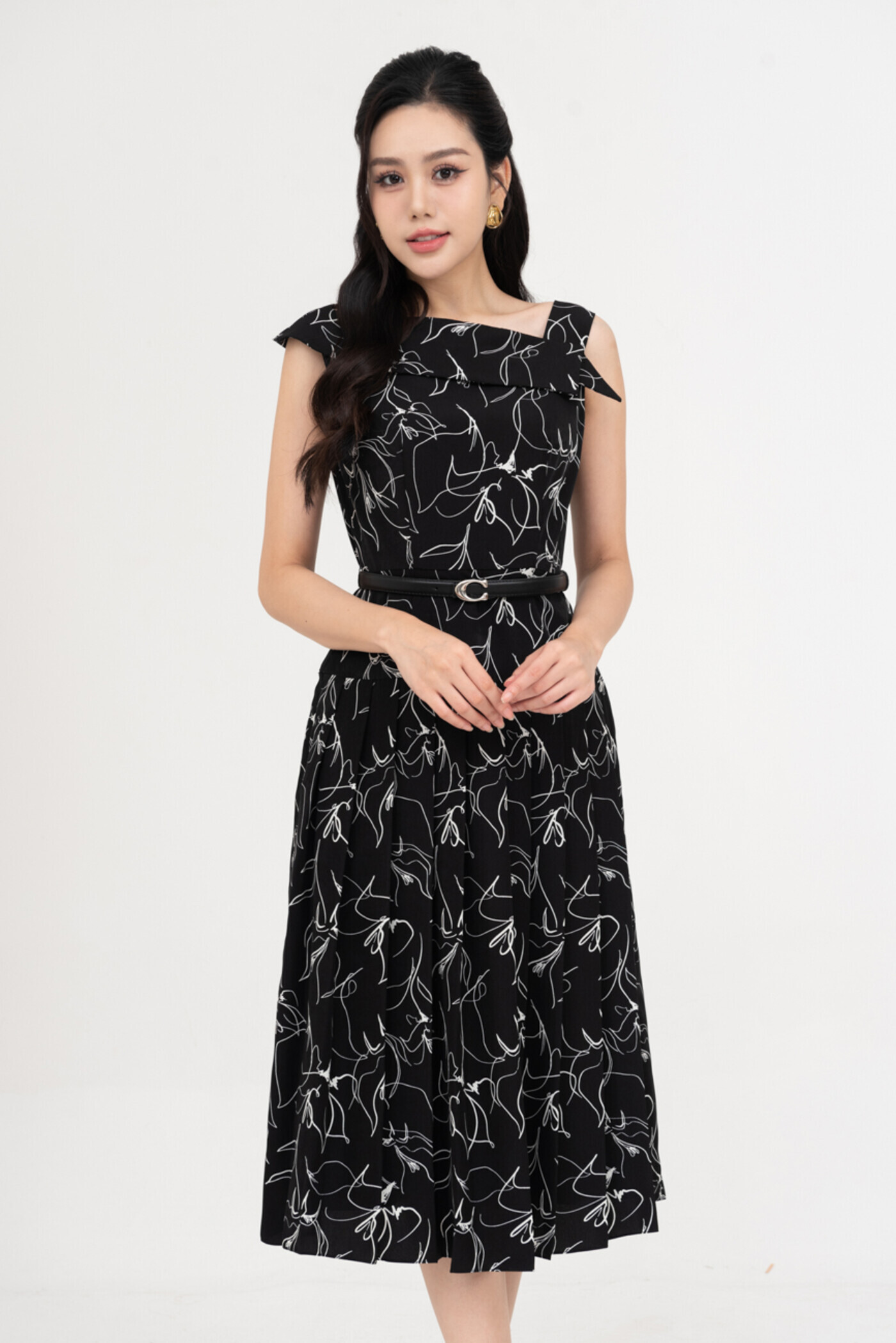 Fuchsia Dress - Đầm xòe họa tiết