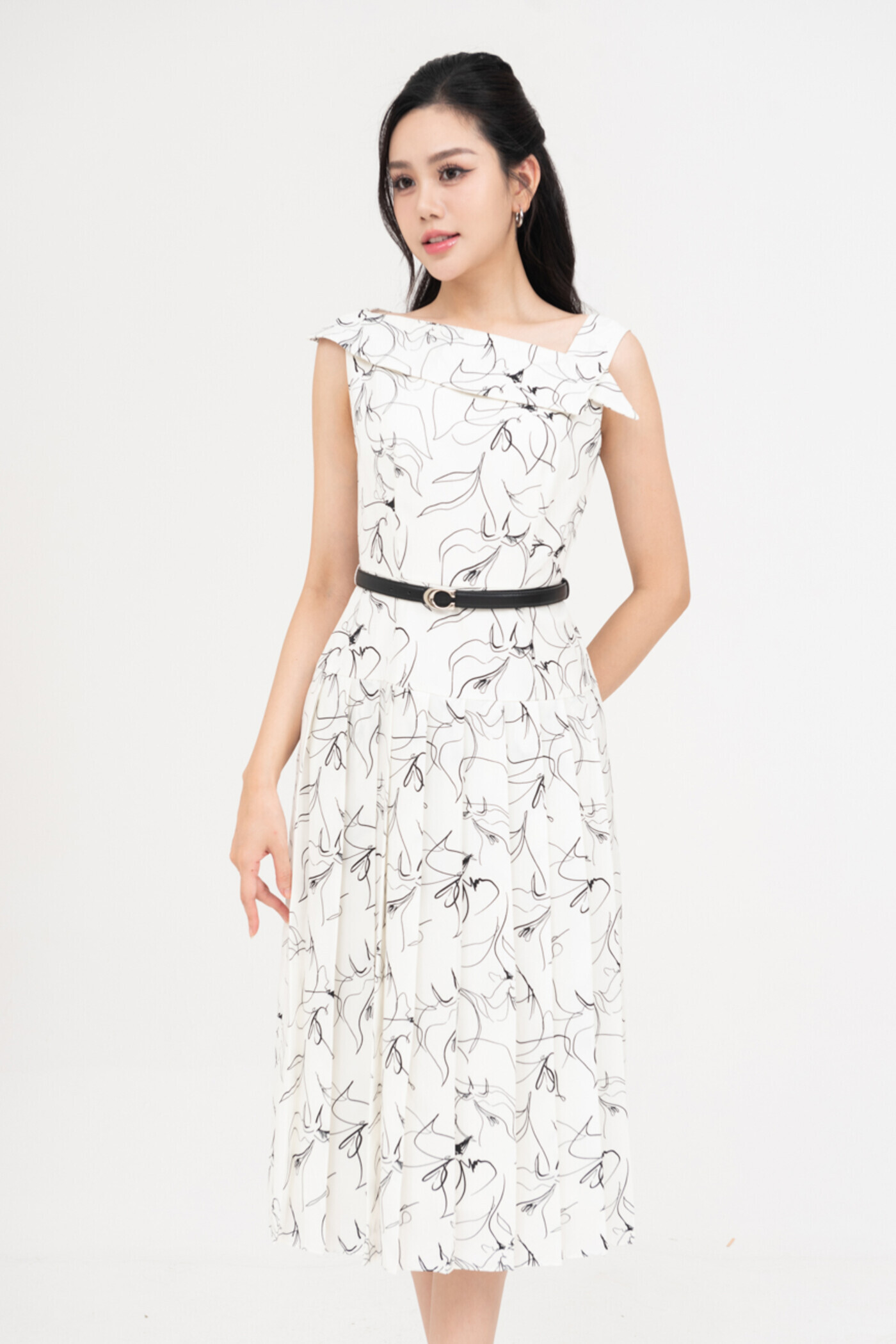Fuchsia Dress - Đầm xòe họa tiết 