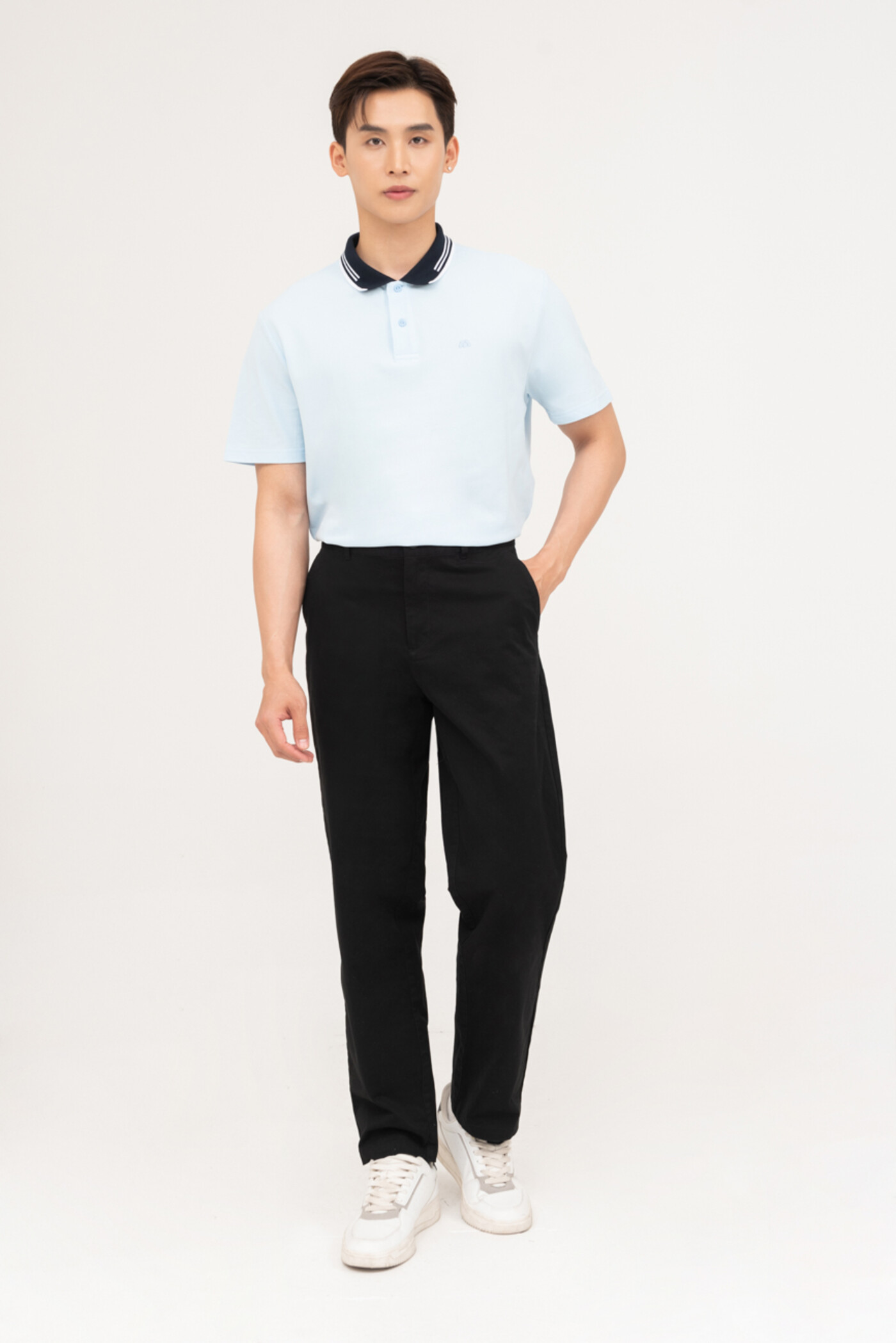 Quần Regular Khaki Basic