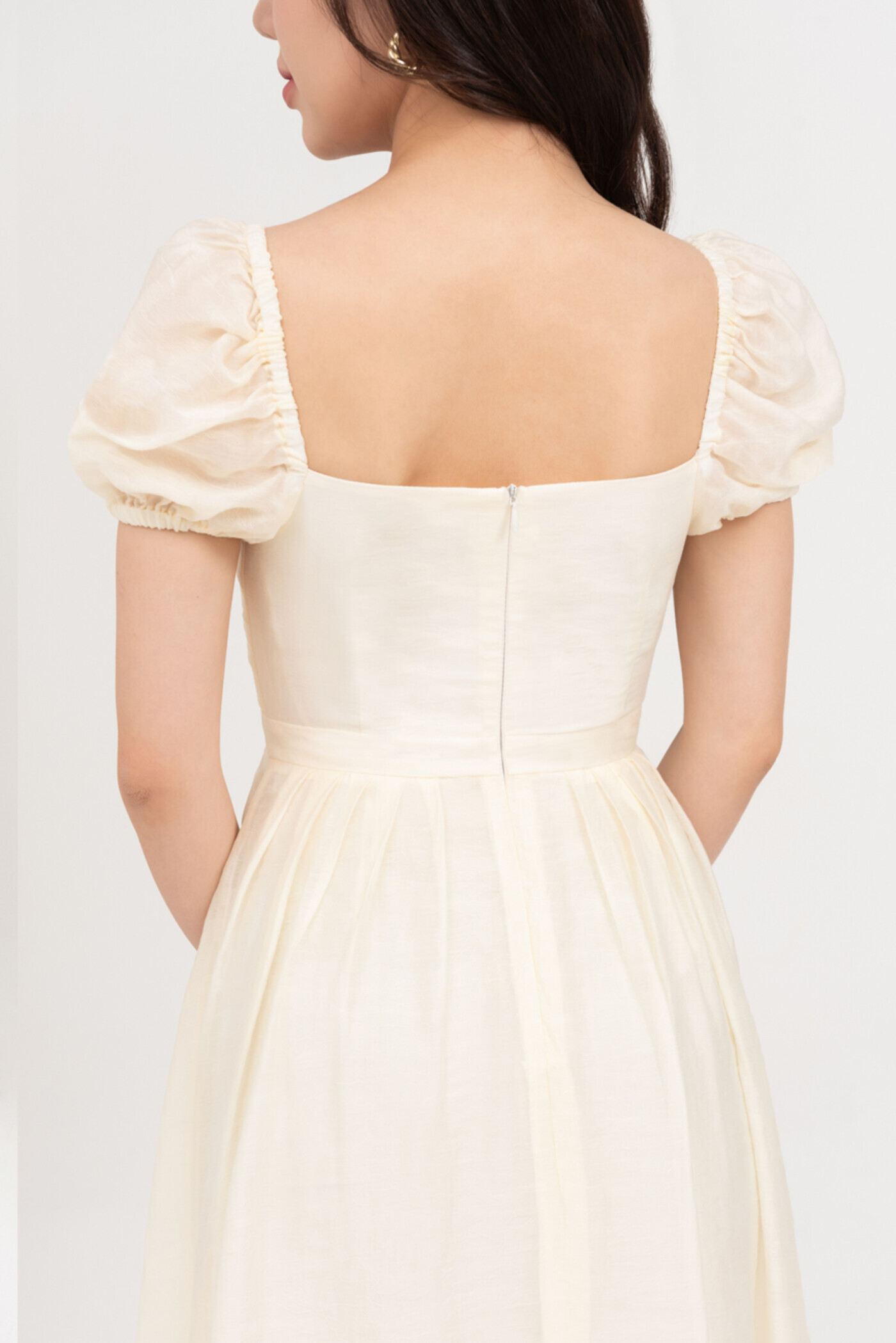 Freesia Dress - Đầm xòe xếp ly cổ vuông