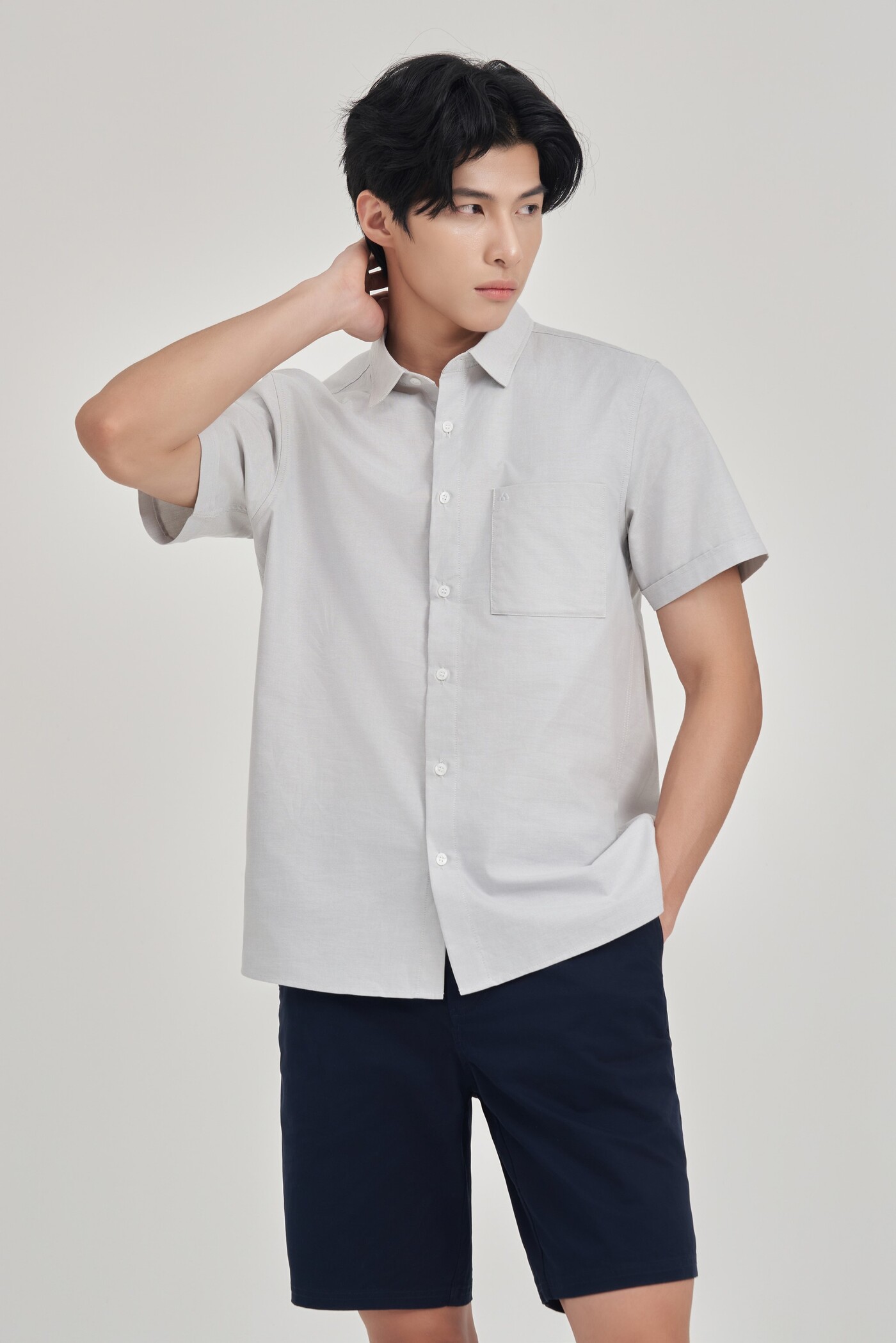 Quần shorts Khaki Slim fit