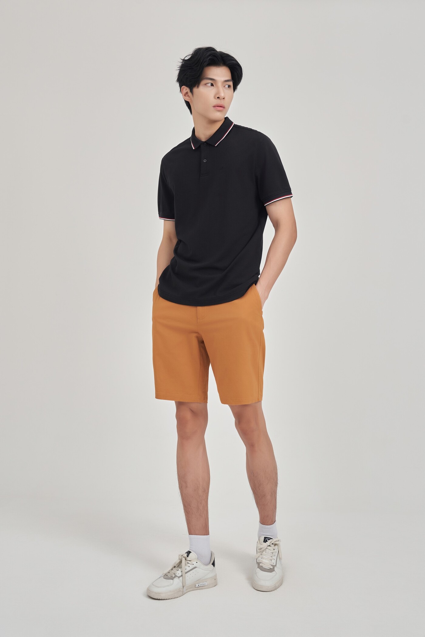 Quần shorts Khaki Slim fit